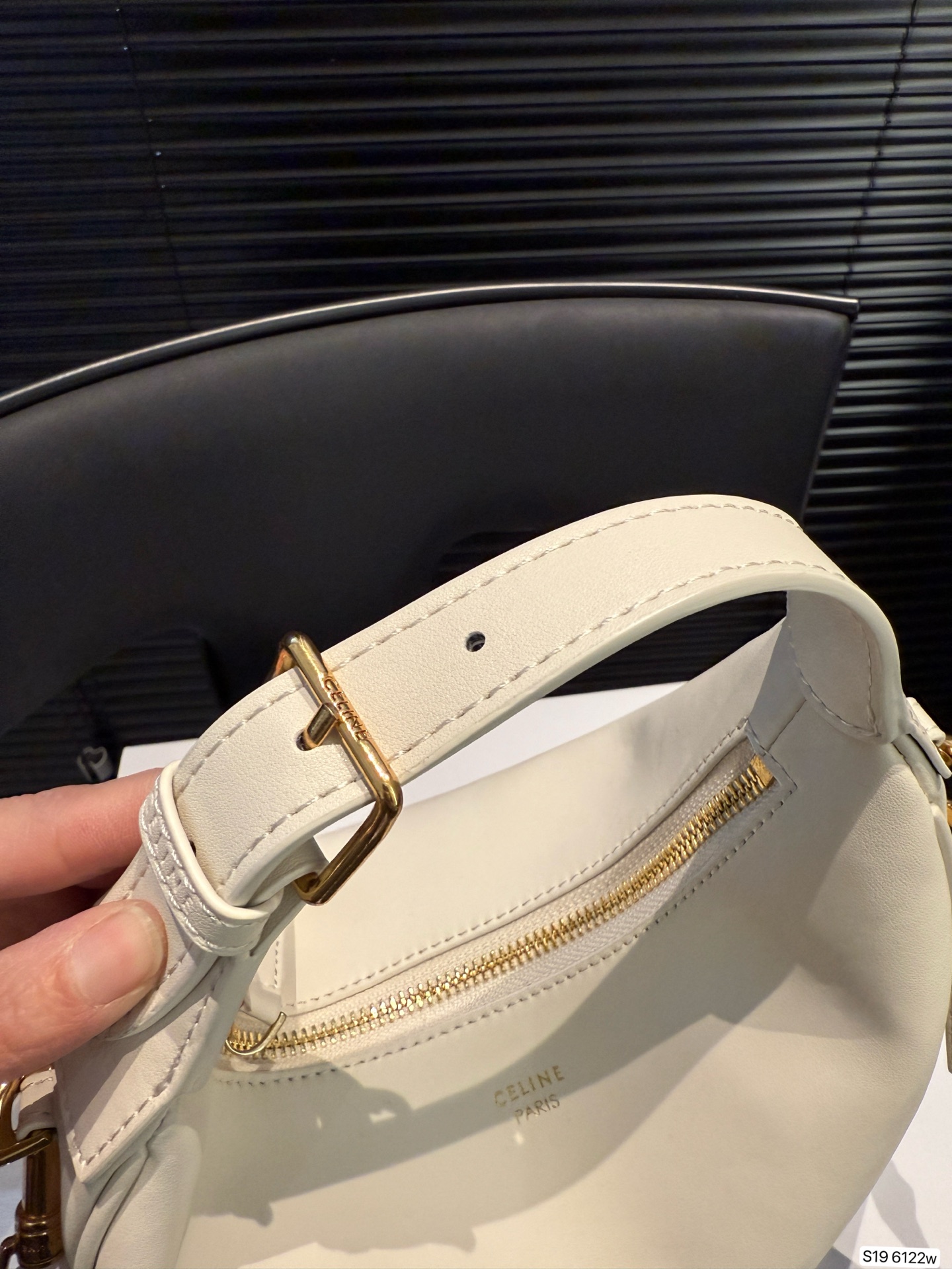 celine lulu armpit bag high-end