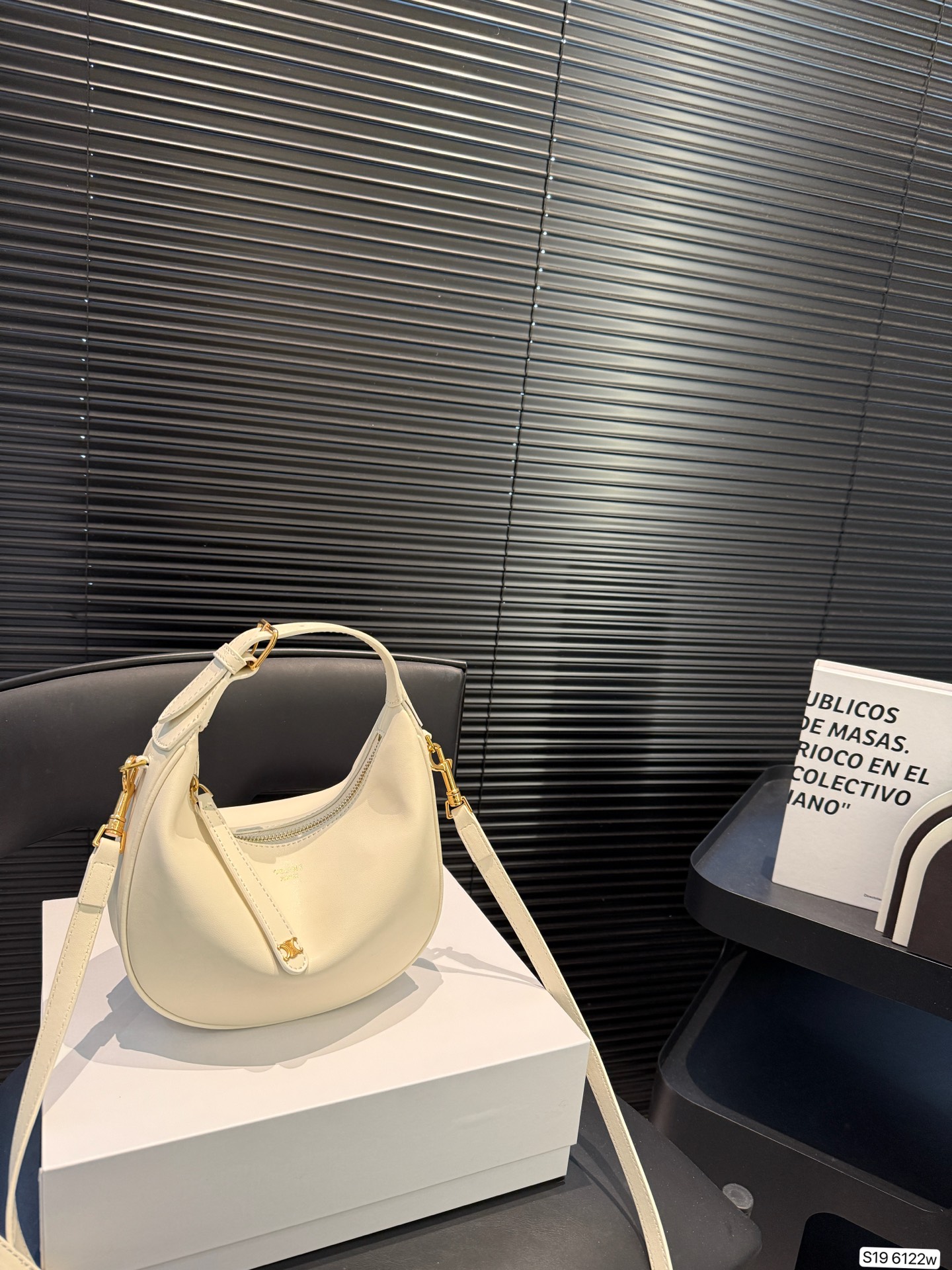 celine lulu armpit bag high-end