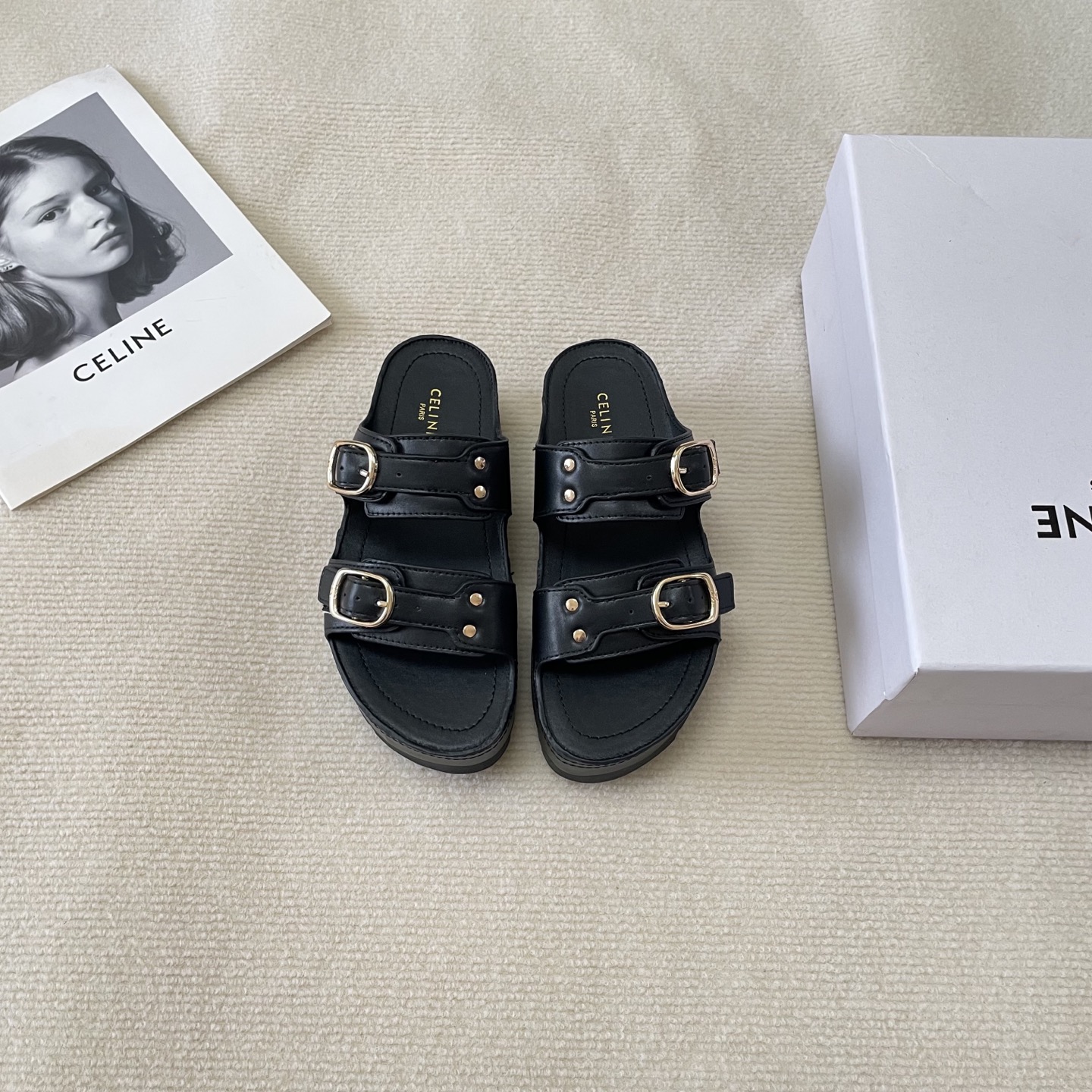 CELINE new early summer thick-soled slippers for vacation style