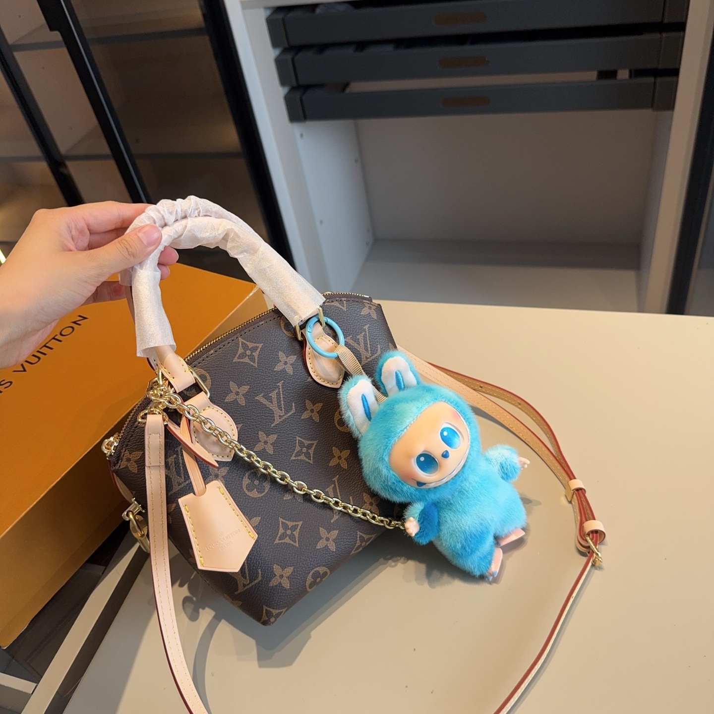 LV new gift box (handbag + labubu pendant + wallet)