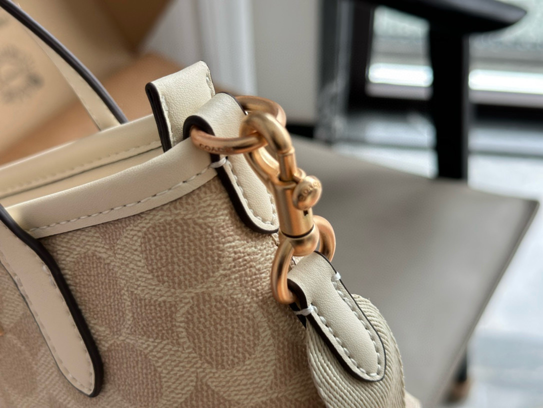 COACH City mini tote bag with box