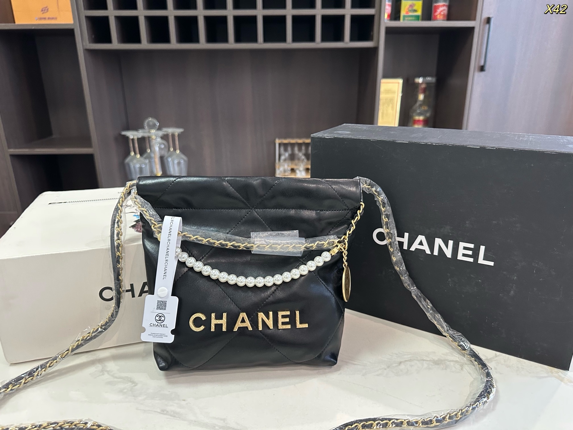 Chanel Pearl Trash Bag (Mini)