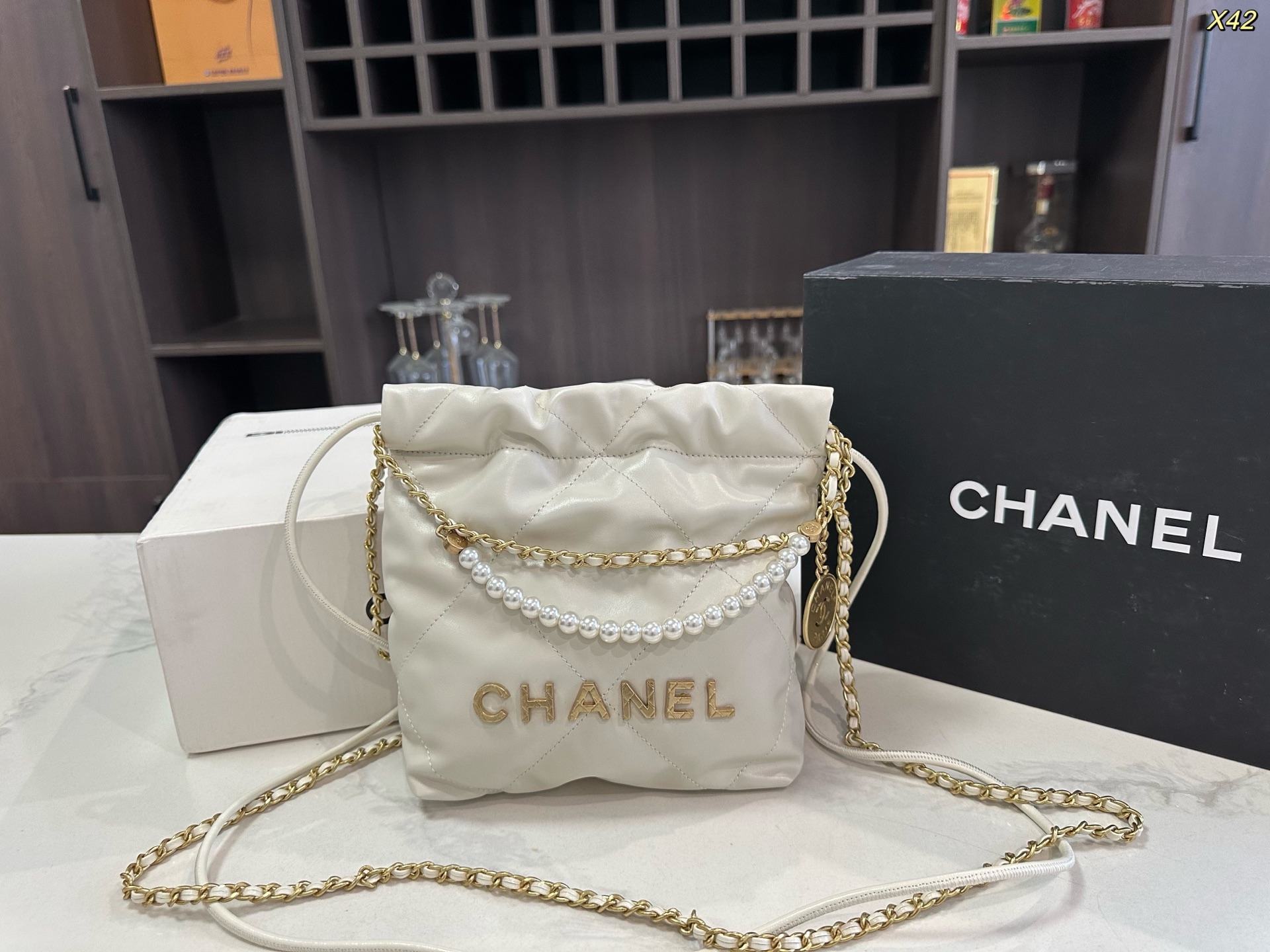 Chanel Pearl Trash Bag (Mini)