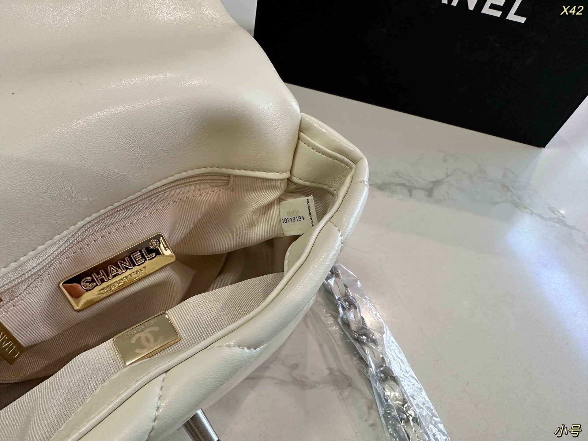 Chanel 19 bag