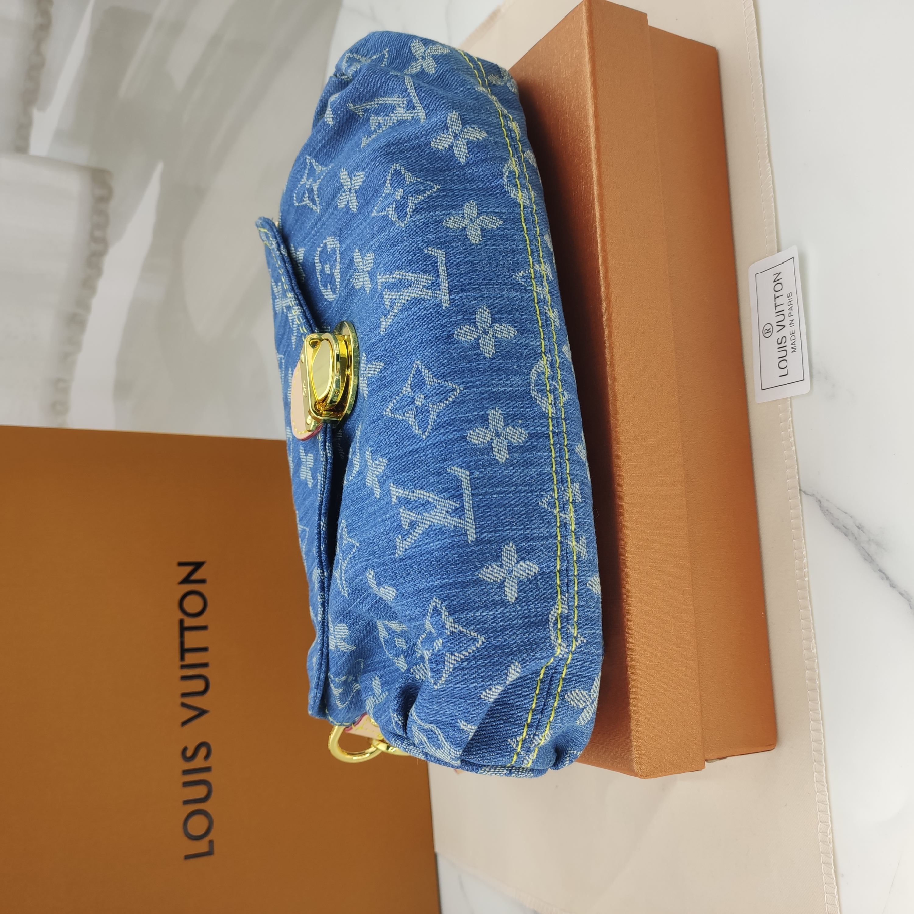 LV mini pretty Cowboy bag blue