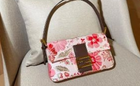 Fendi hand-held baguette bag