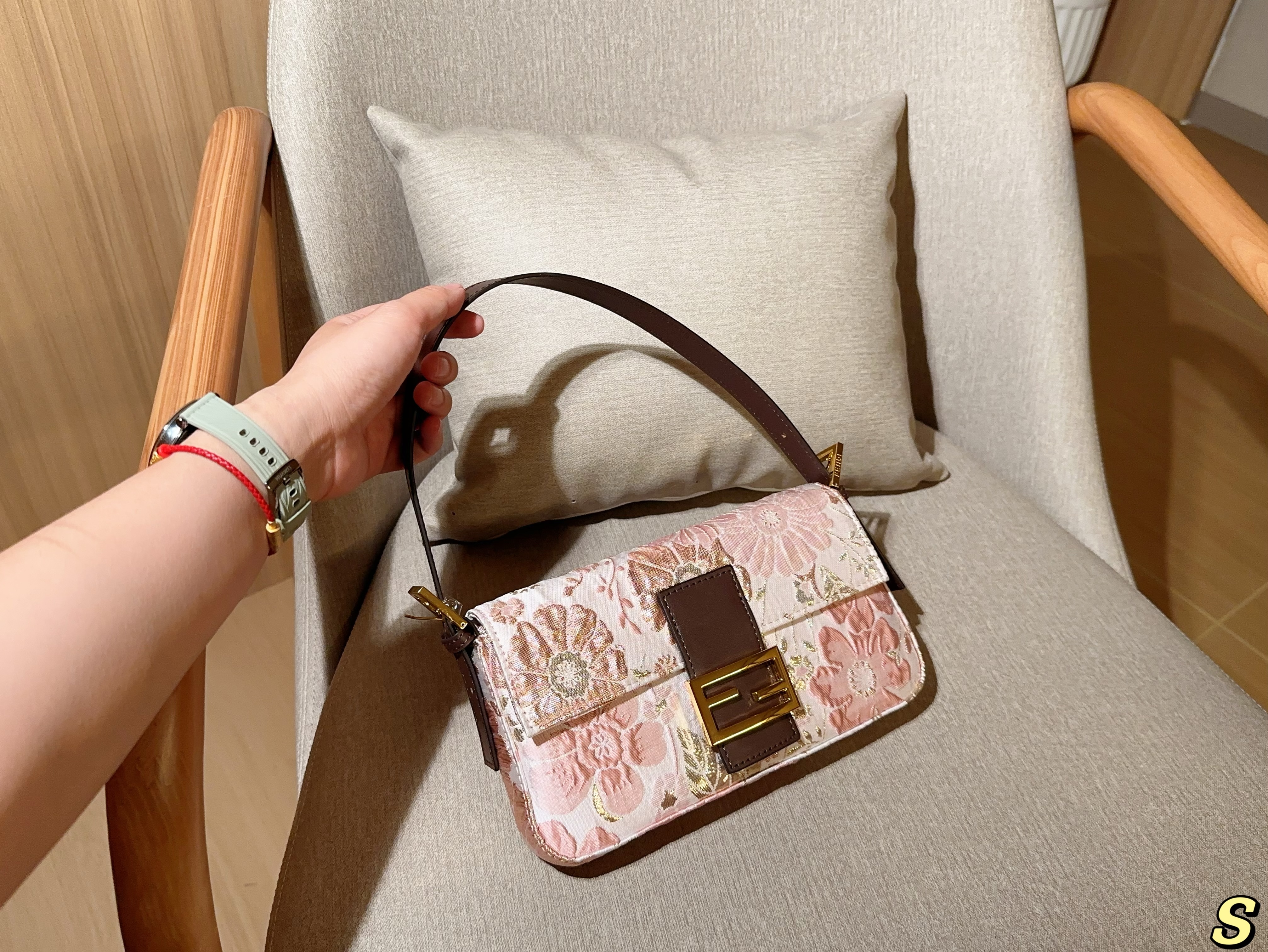 Fendi hand-held baguette bag