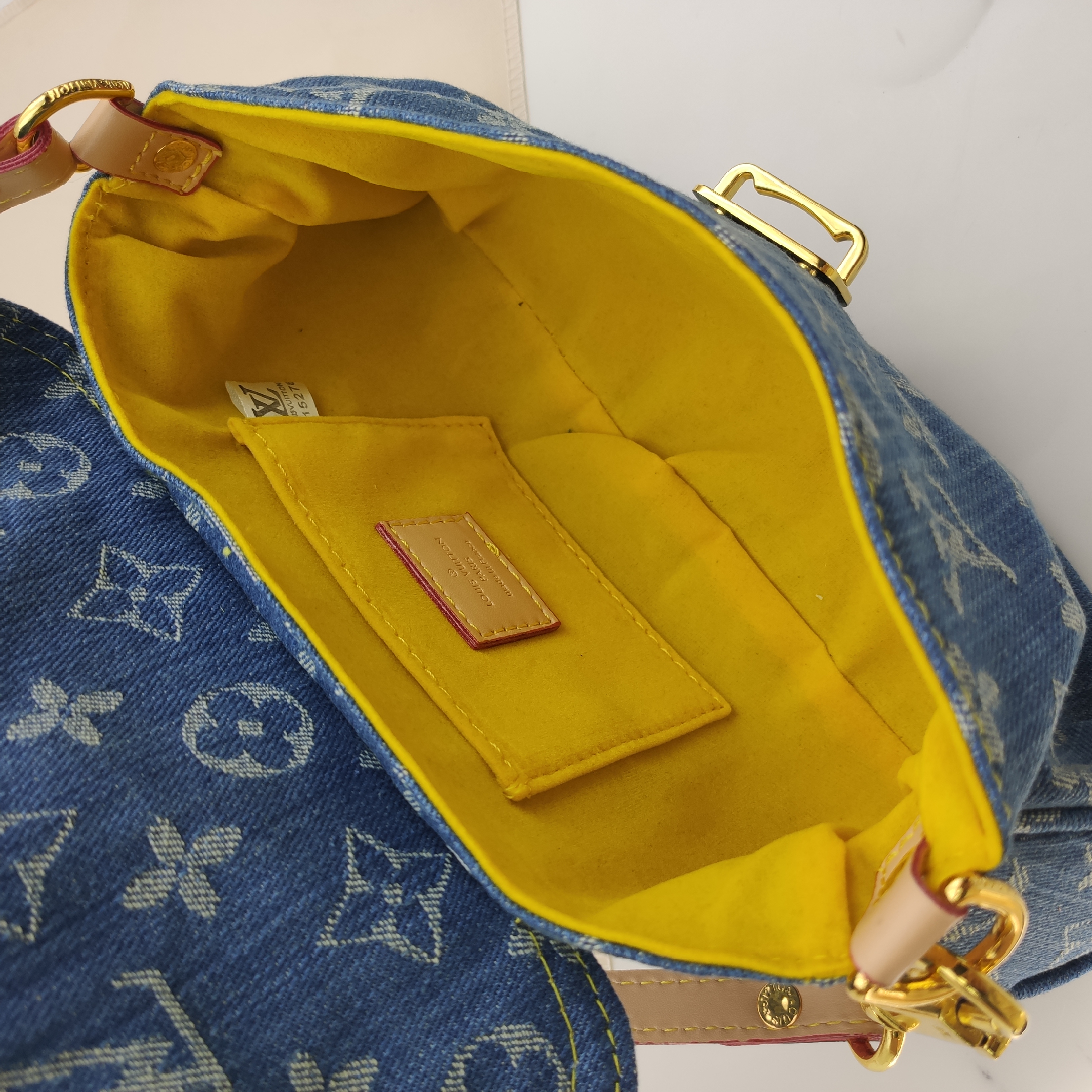 LV mini pretty Cowboy bag blue