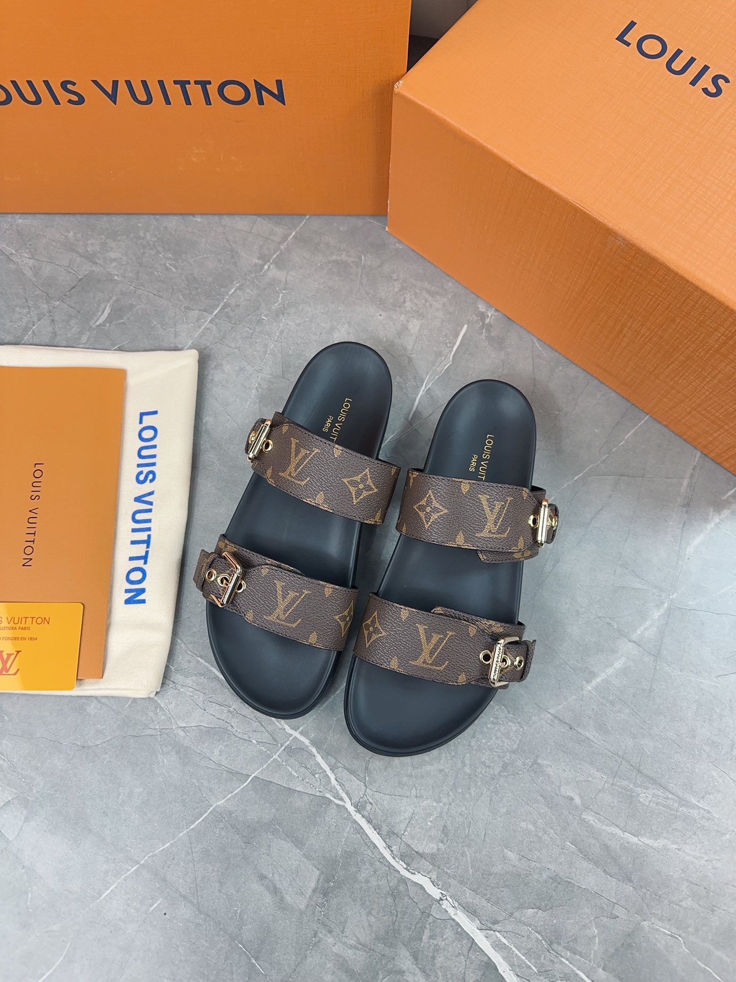 Louis Vuitton's new slippers are versatile and simple