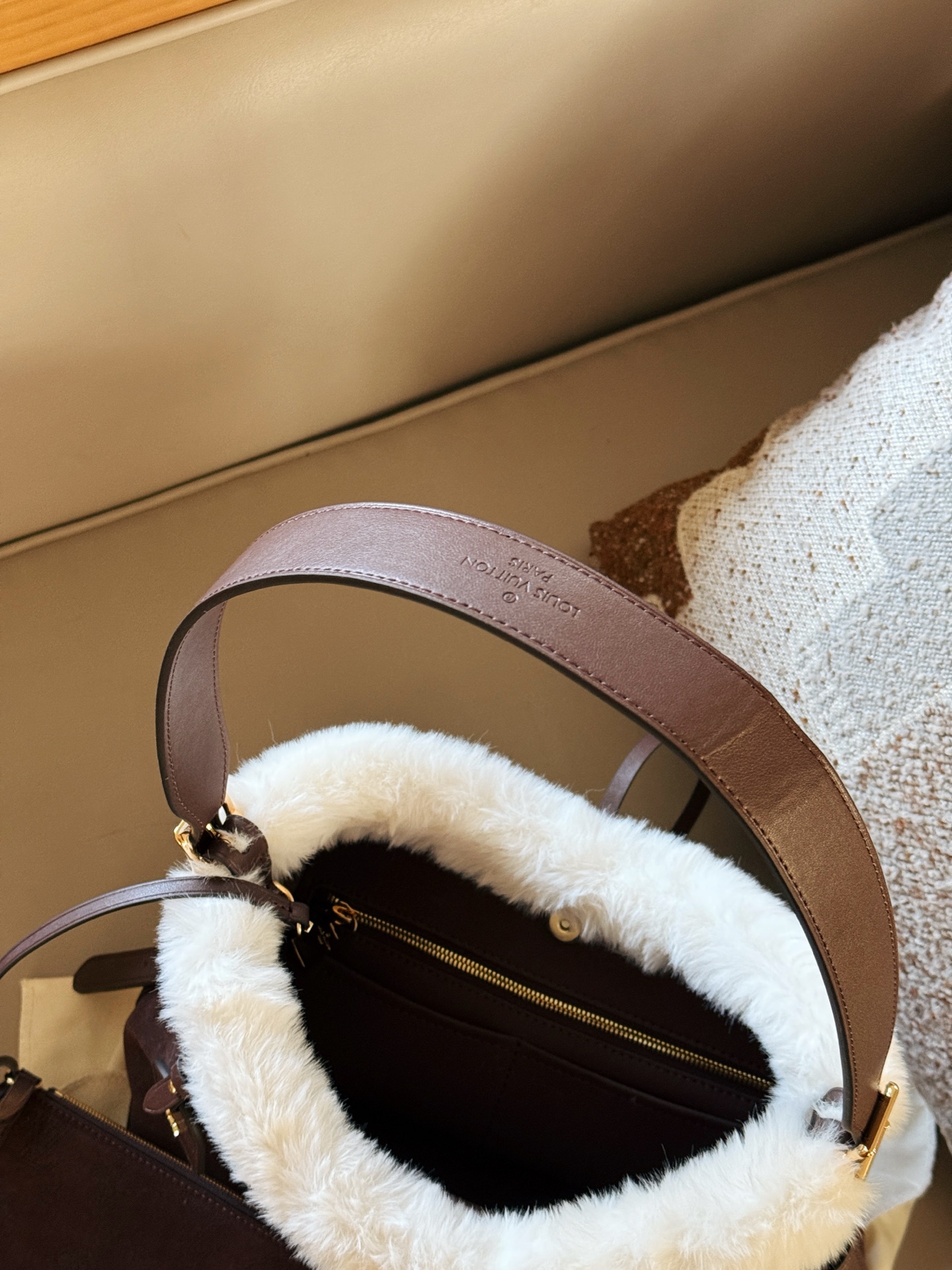 LV CARRYALL BAG —— SK Skiing Collection