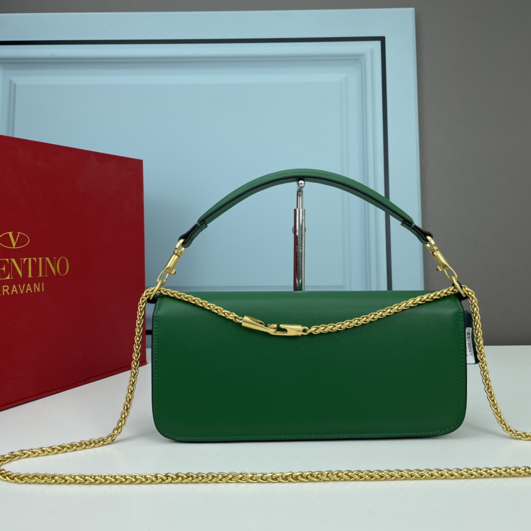 VALENTINO LOCÒ VLogo Signature chain shoulder bag