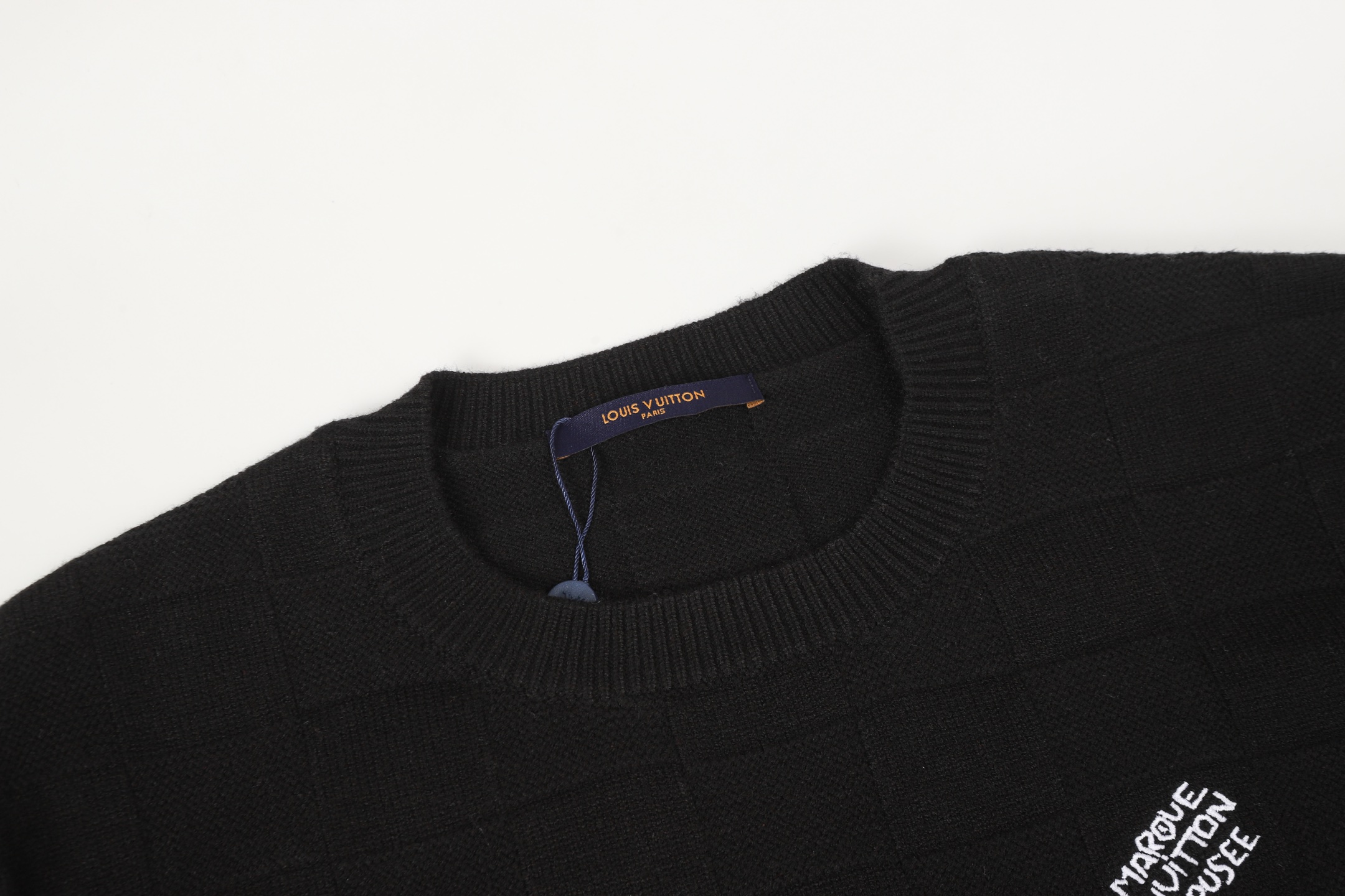 LV LOUIS VUITTON Solid Print Round-neck Knitted Long-sleeved Sweater unisex