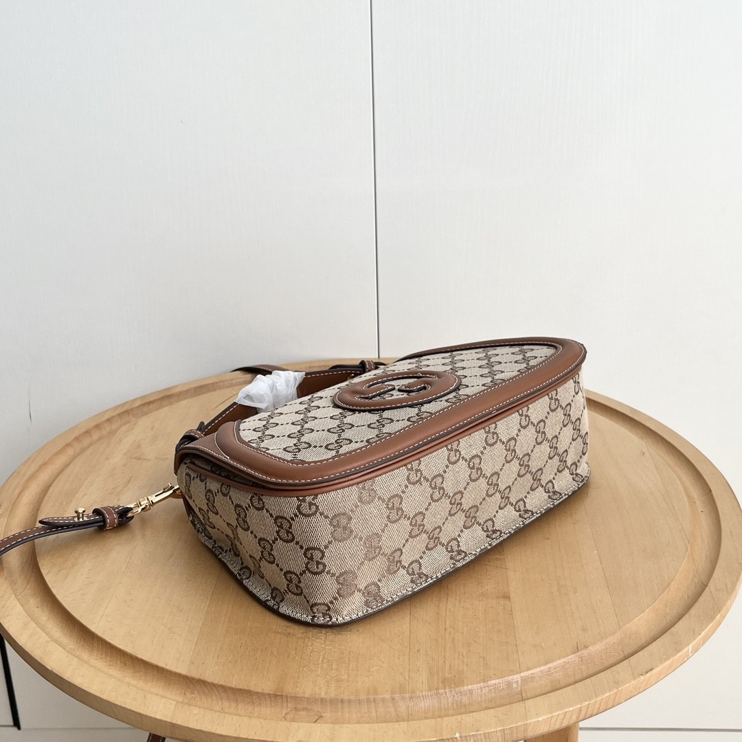 Gucci Blondie shoulder bag