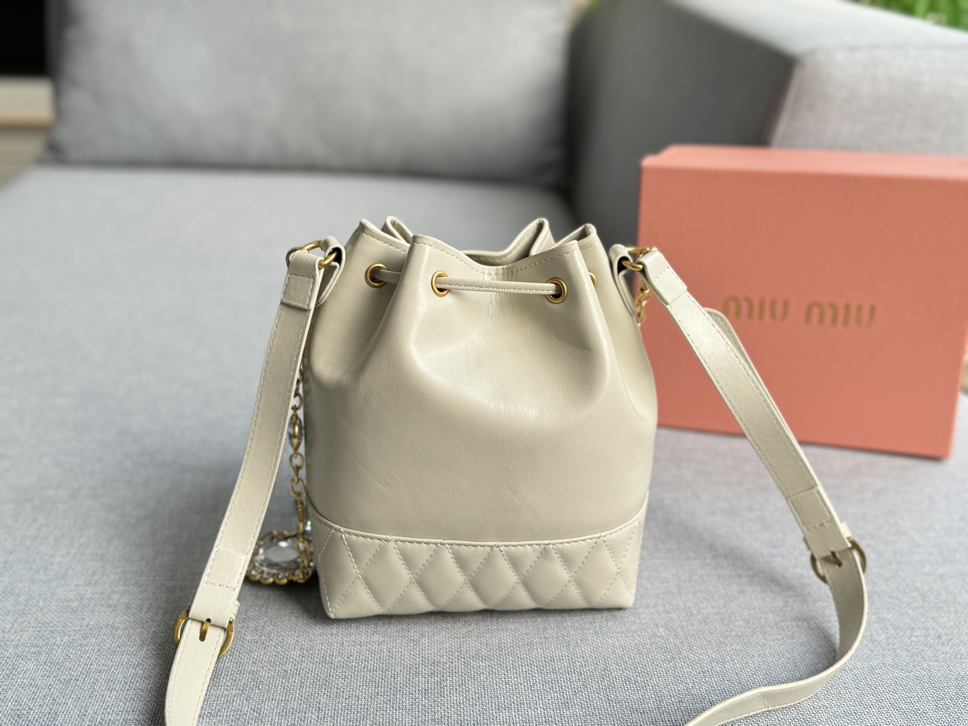 MIU MIU water drill chain bucket bag