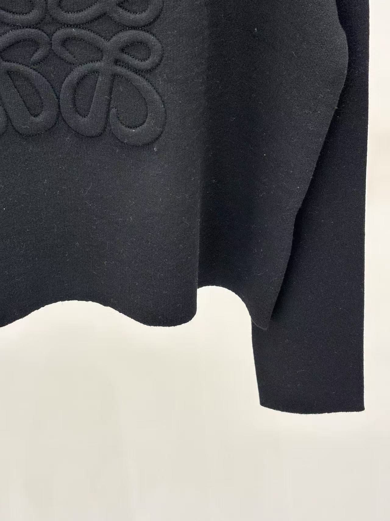 LOEWE knitted sweatshirt