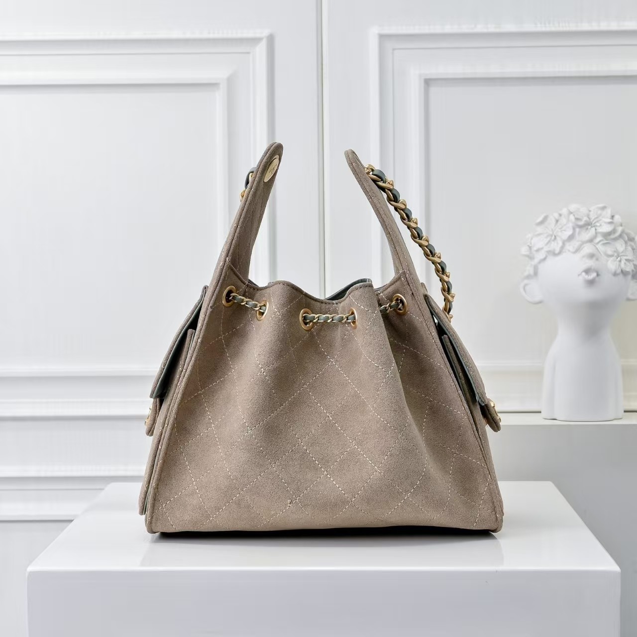 Chanel 25c hobo armpit bag