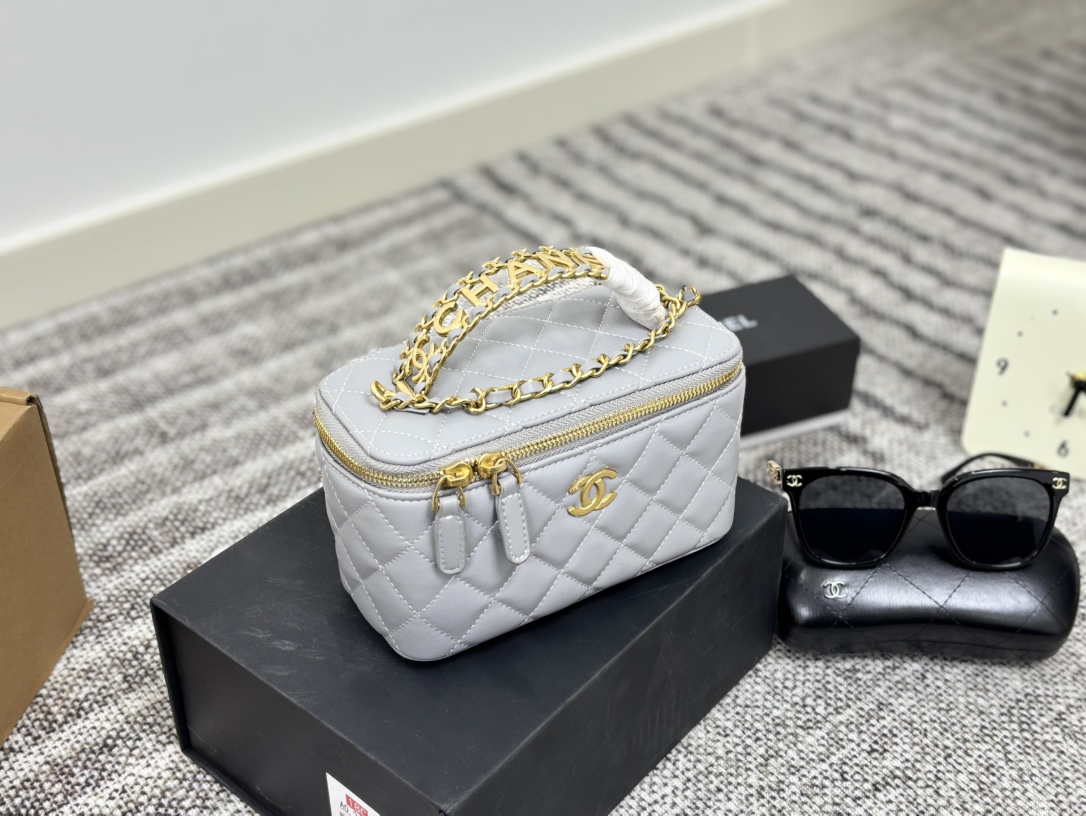 Chanel shoulder crossbody makeup bag  Free glasses provided