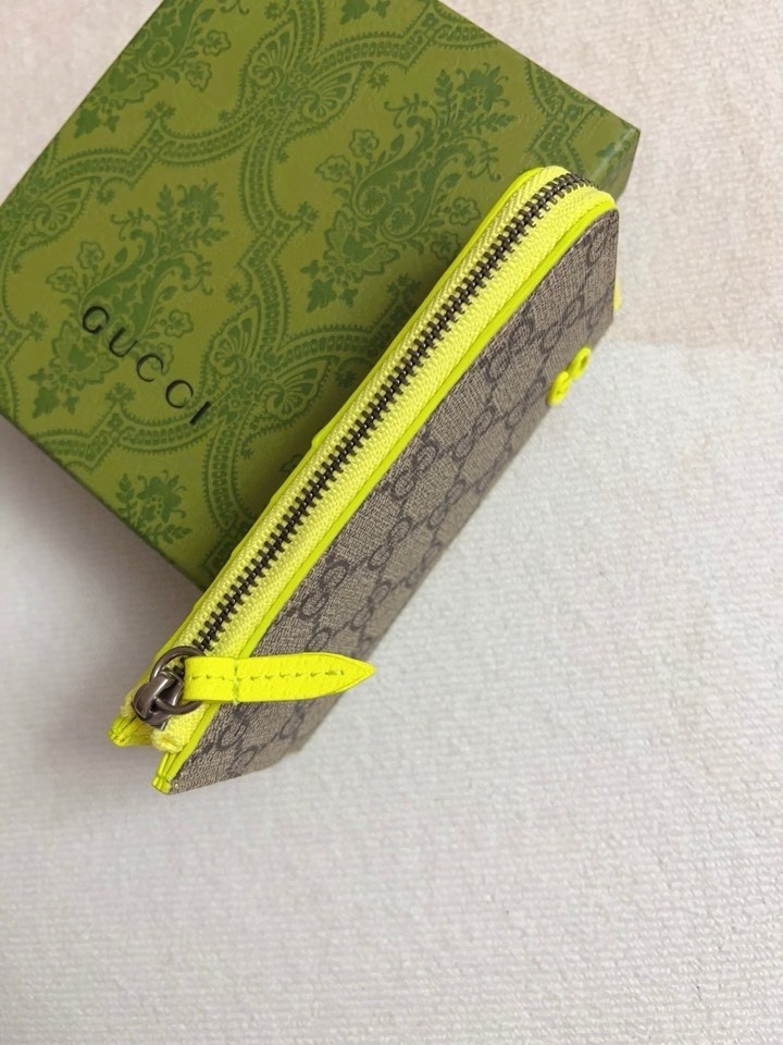 Gucci wallet card holder