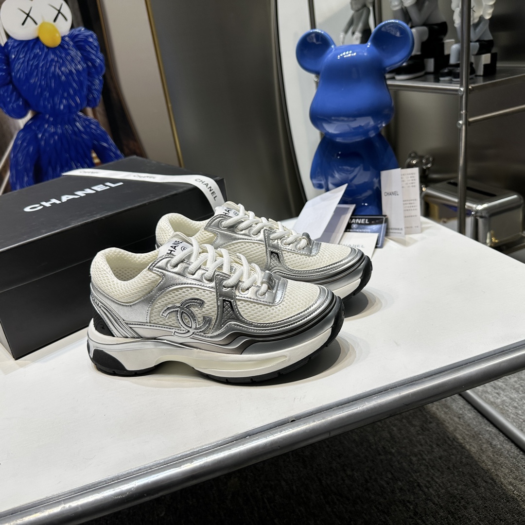 CHANEL Gold Horn King Silver Horn King classic sneakers