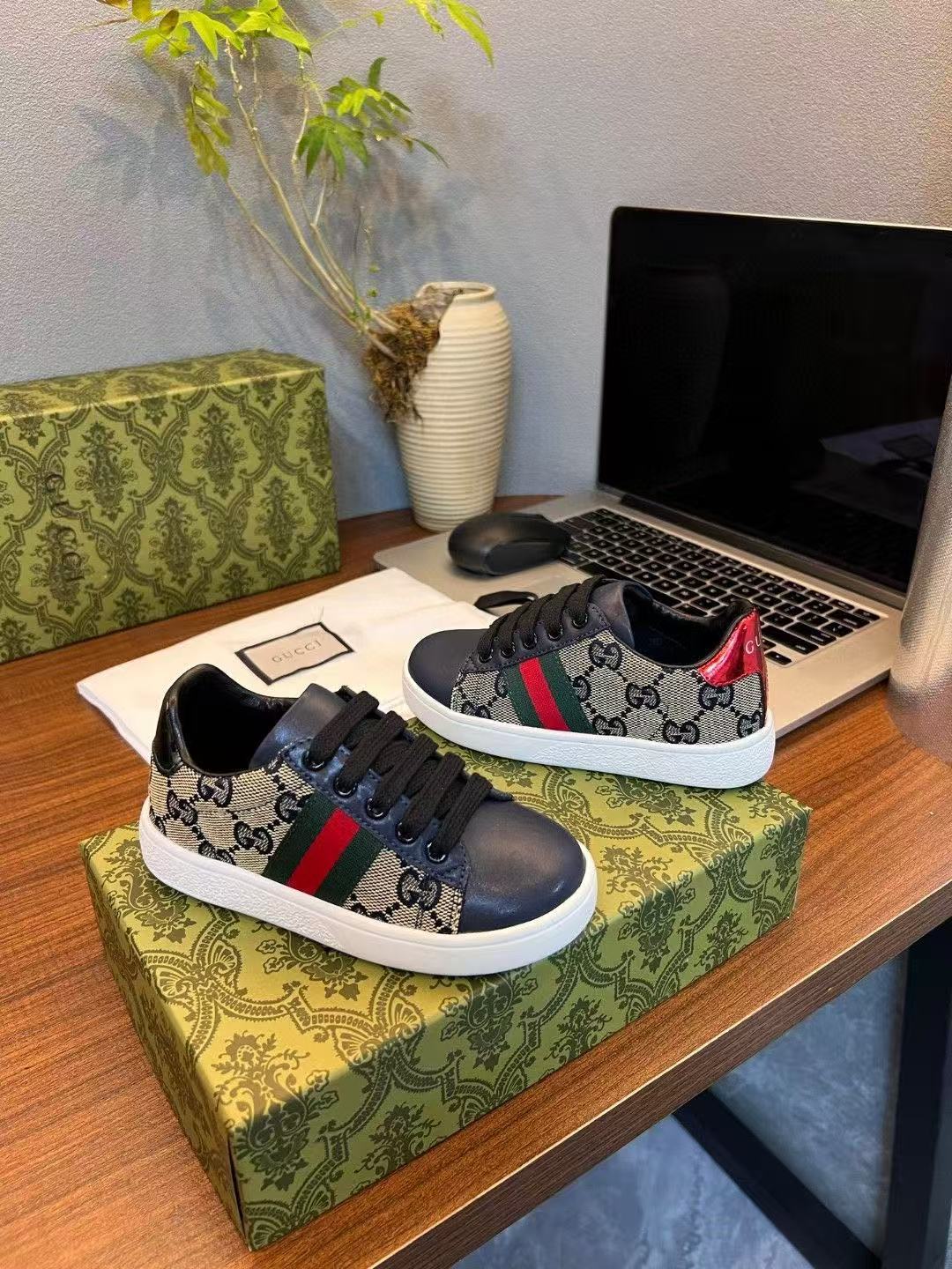 Gucci printed children's shoes