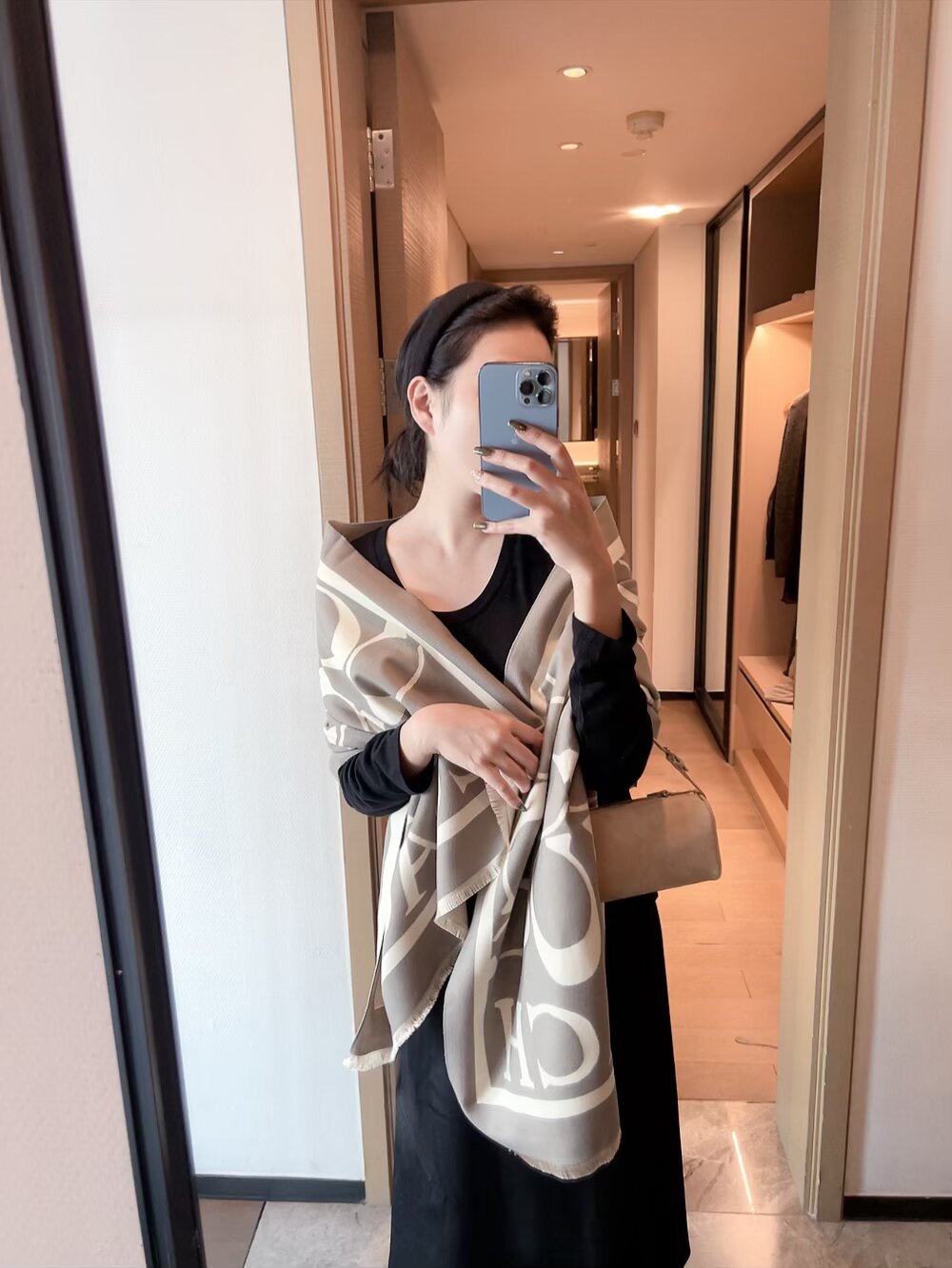 COACH Classic Shawl Scarf