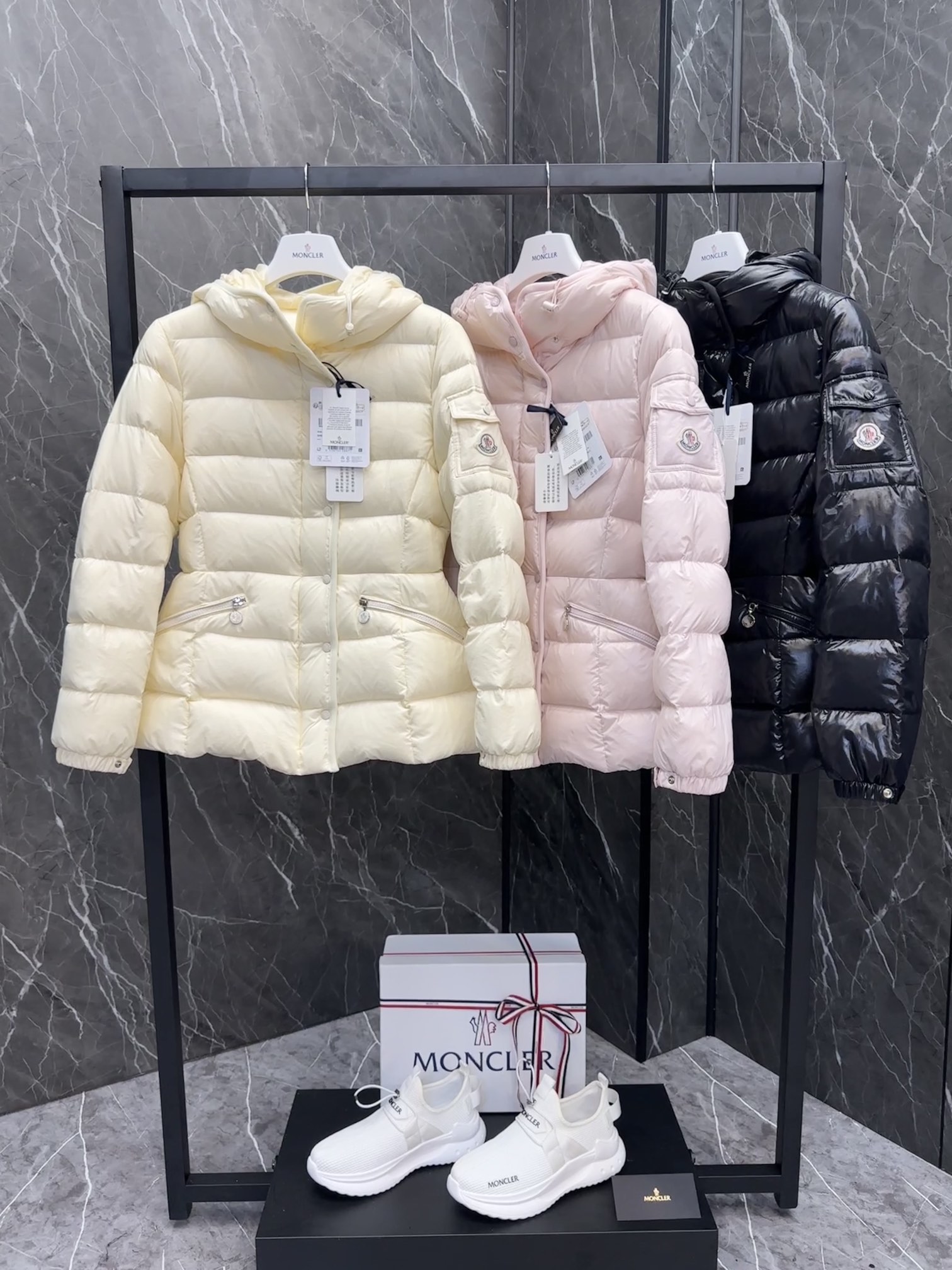 Moncler Barante Down Jacket