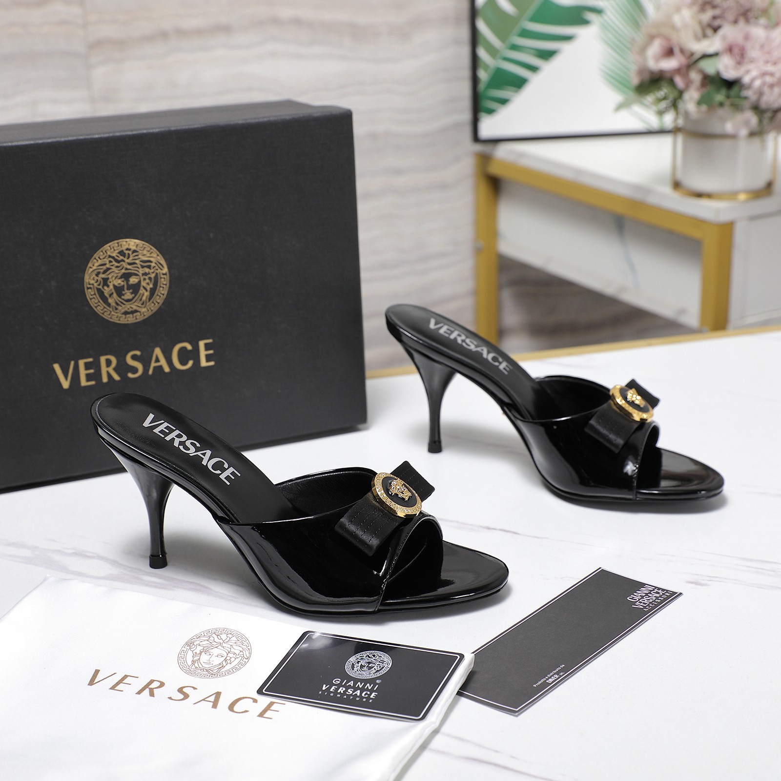 Versace 2025/SS  Dulisha buckle high-heeled sandals slippers