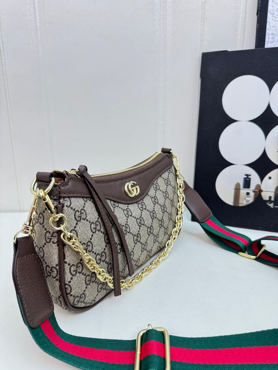 Gucci new underarm/mahjong bag