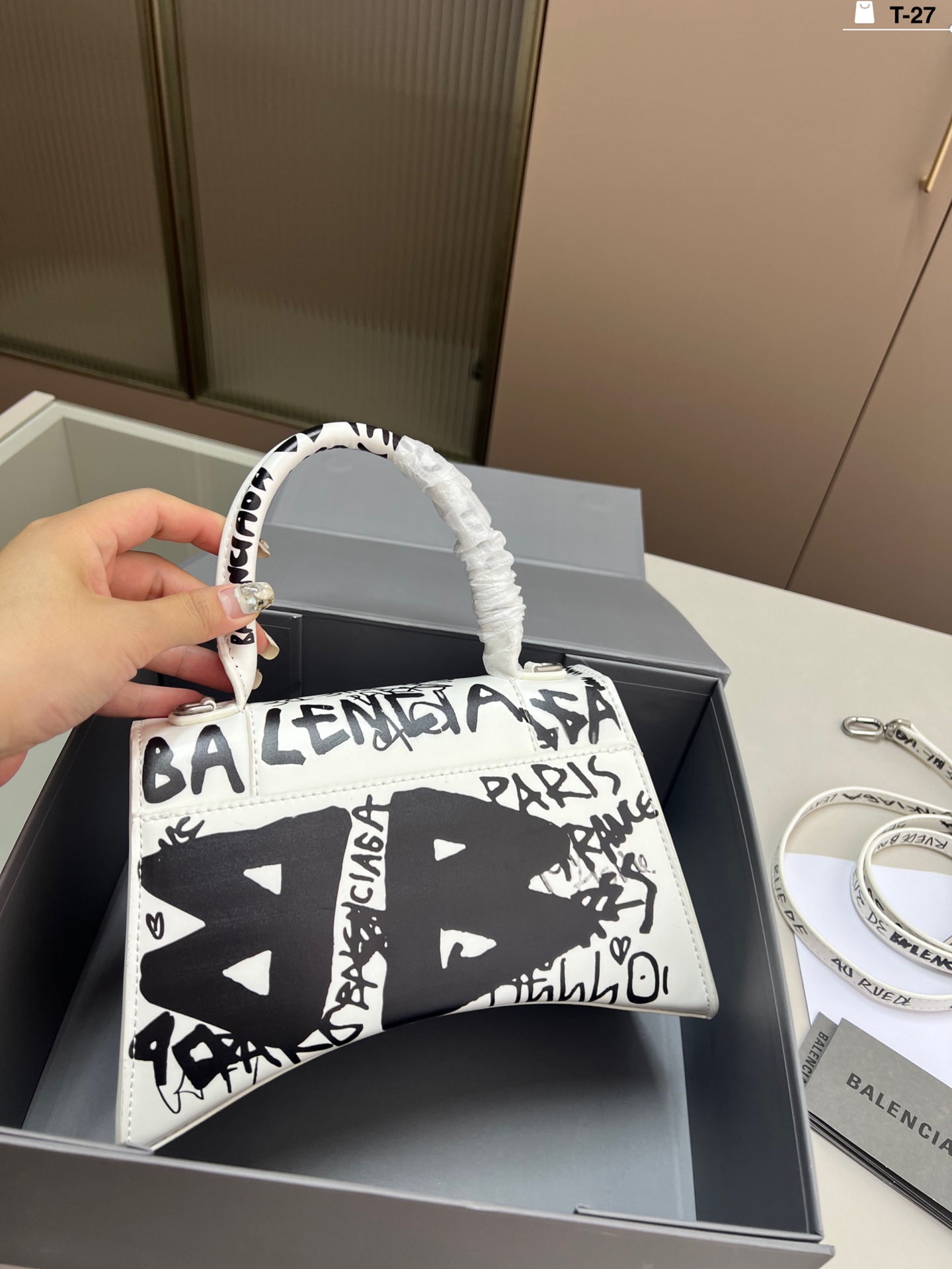 Balinese graffiti hourglass bag