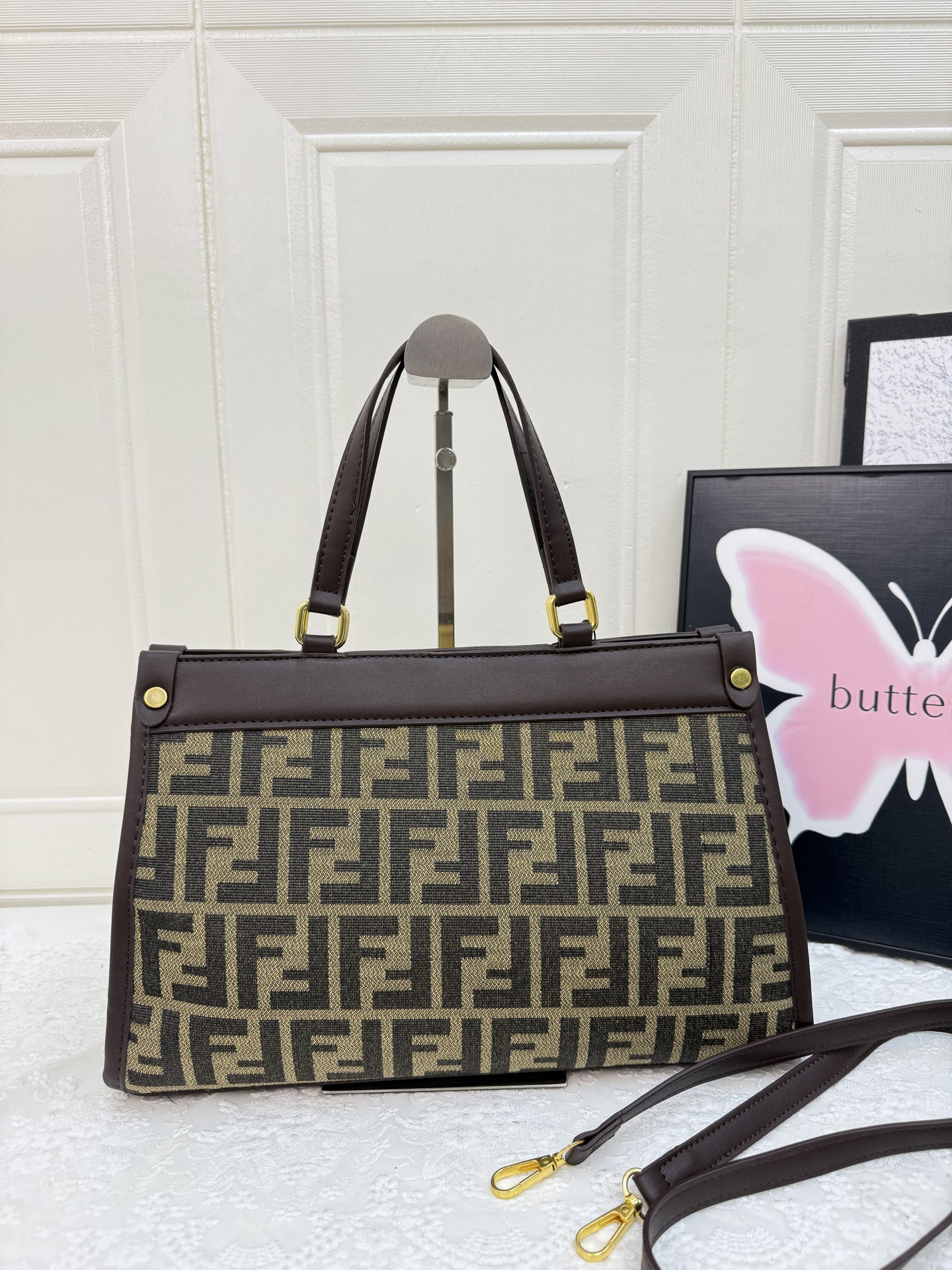 Fendi Tote shoulder bag 8A version