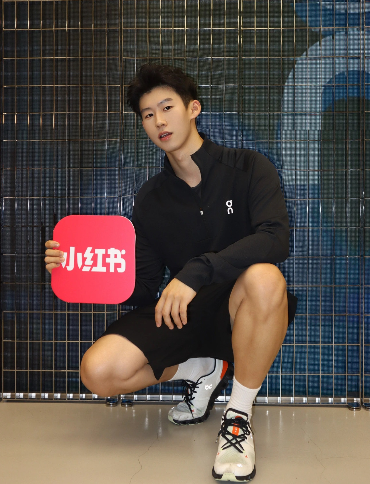 On Running Autumn/Winter Top: Light Fleece Warm Long-Sleeved Sweatshirt