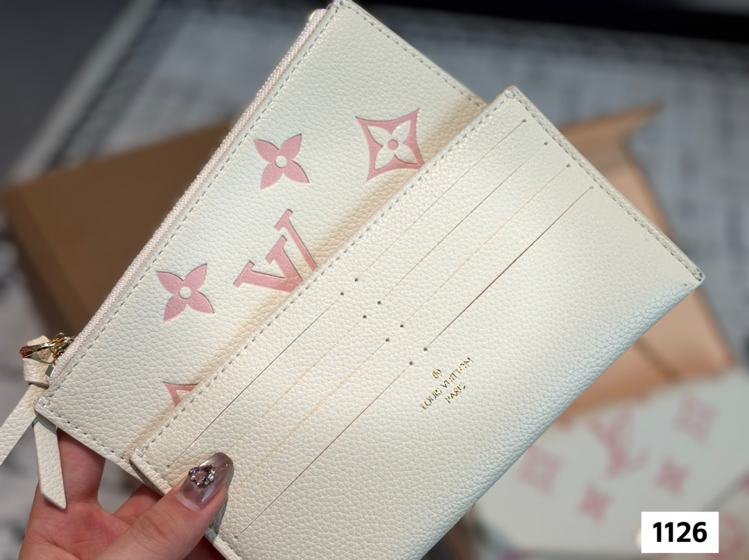 LV metal chain bag three piece set bag