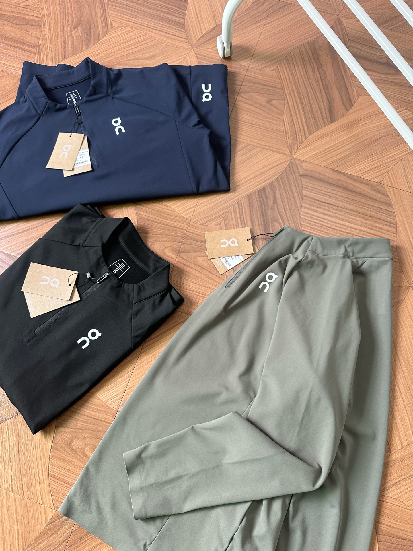 On Running Autumn/Winter Top: Light Fleece Warm Long-Sleeved Sweatshirt