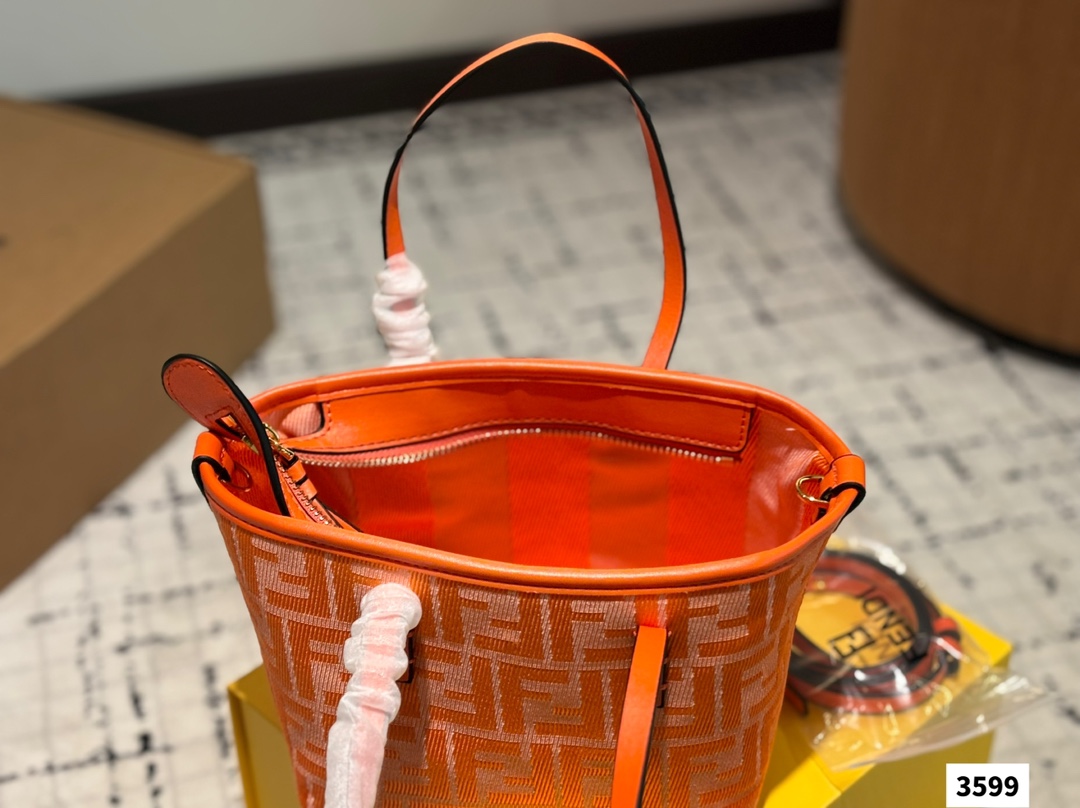 Fendi ROl vegetable basket bag