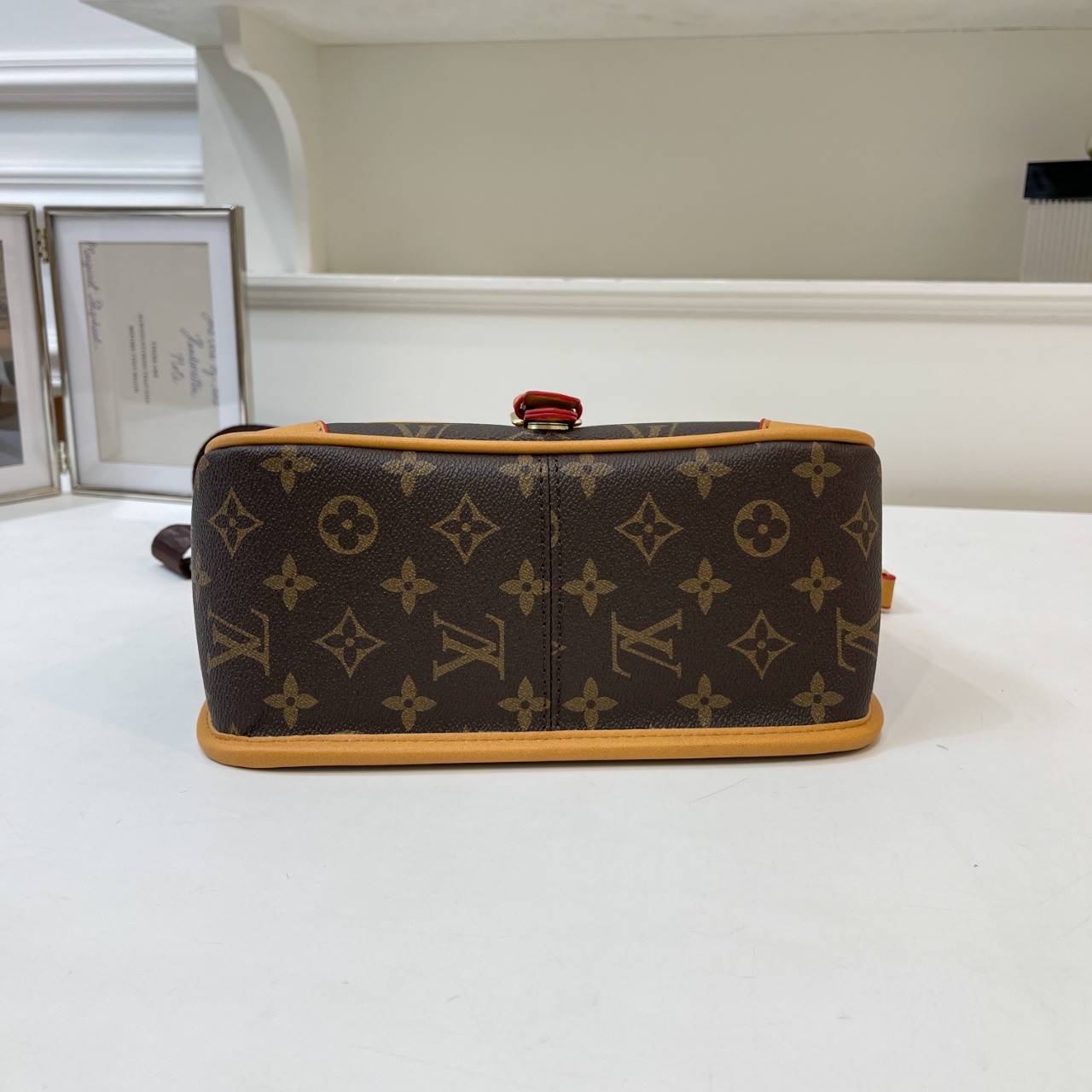 LV baguette crossbody bag 8A