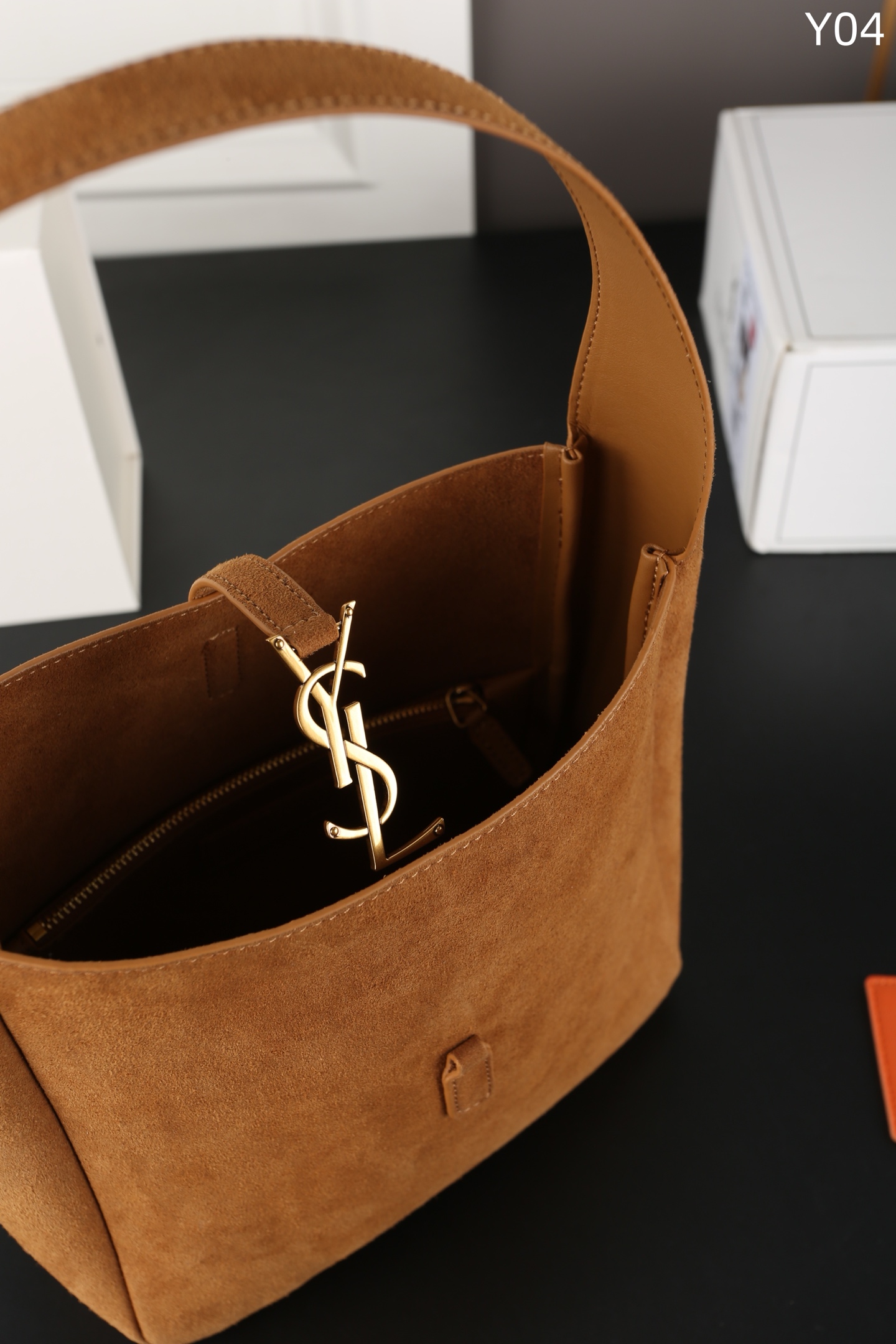 YSL LE5A7 Deerhide Shoulder Underarm Bucket Bag