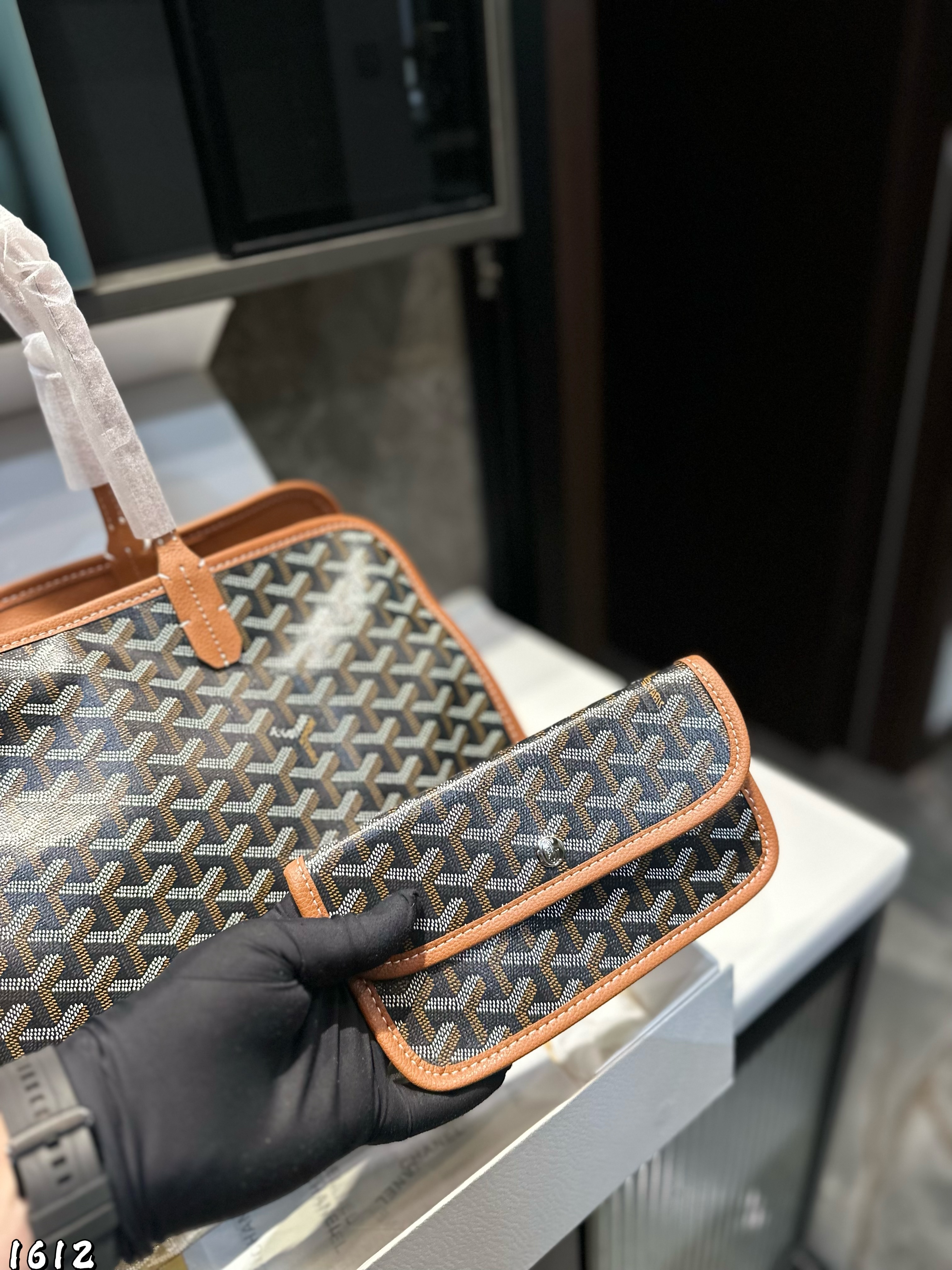 Goyard Chic du Chien Pet bag