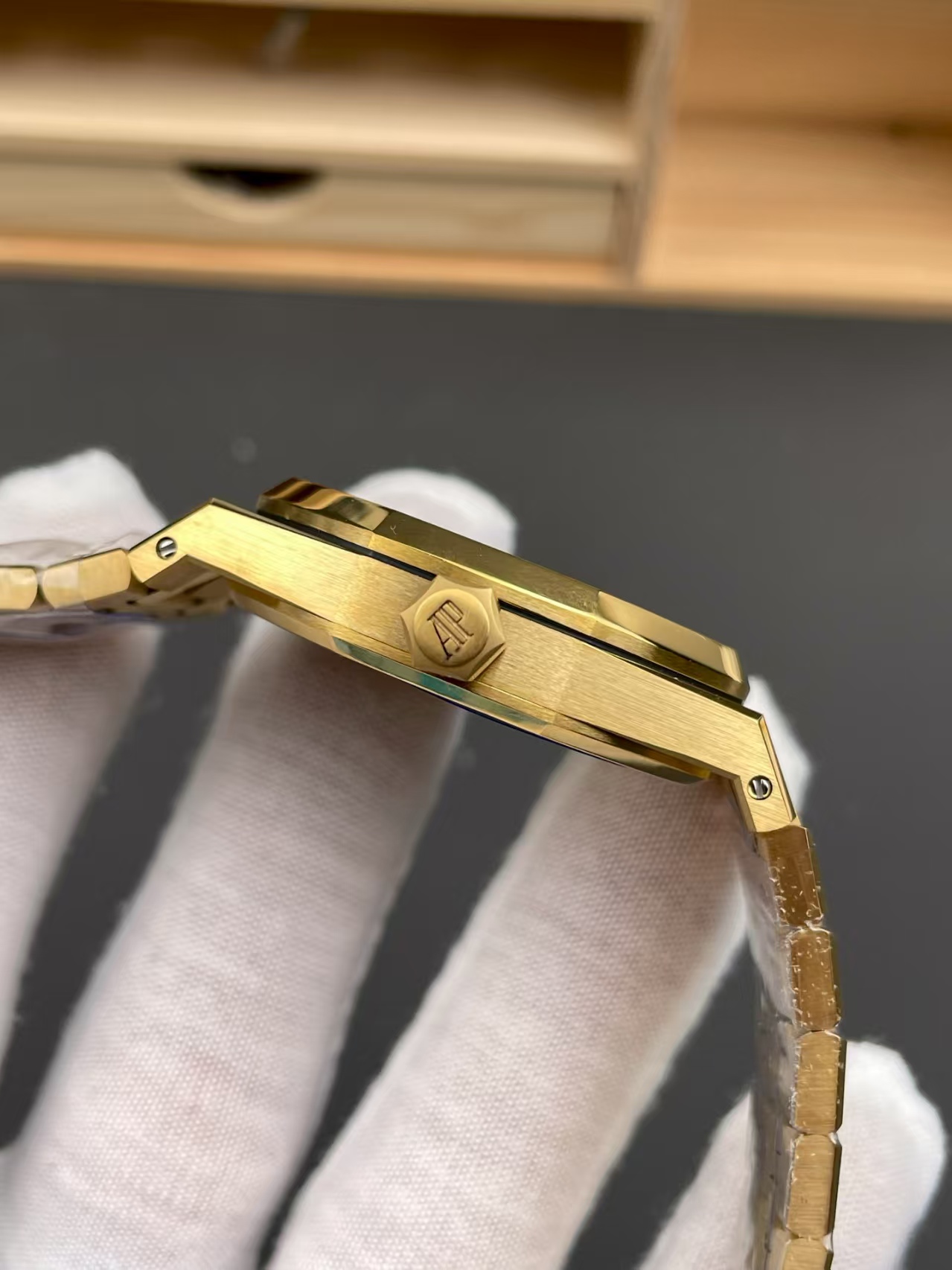 Audemars Piguet Royal Oak 15450BA - All gold white dial / 37mm / 3120 movement watch