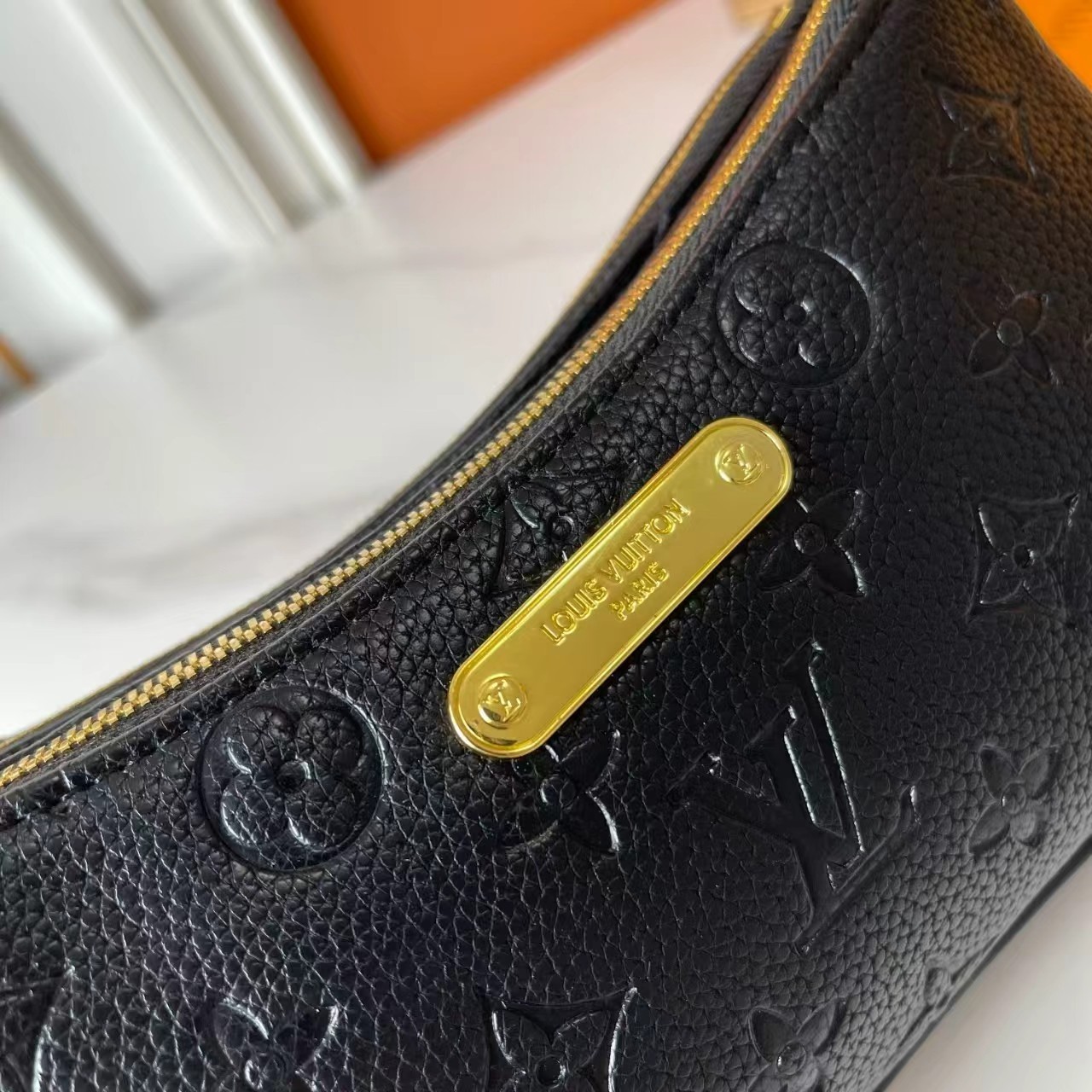 LV Pochette Monogram  bag
