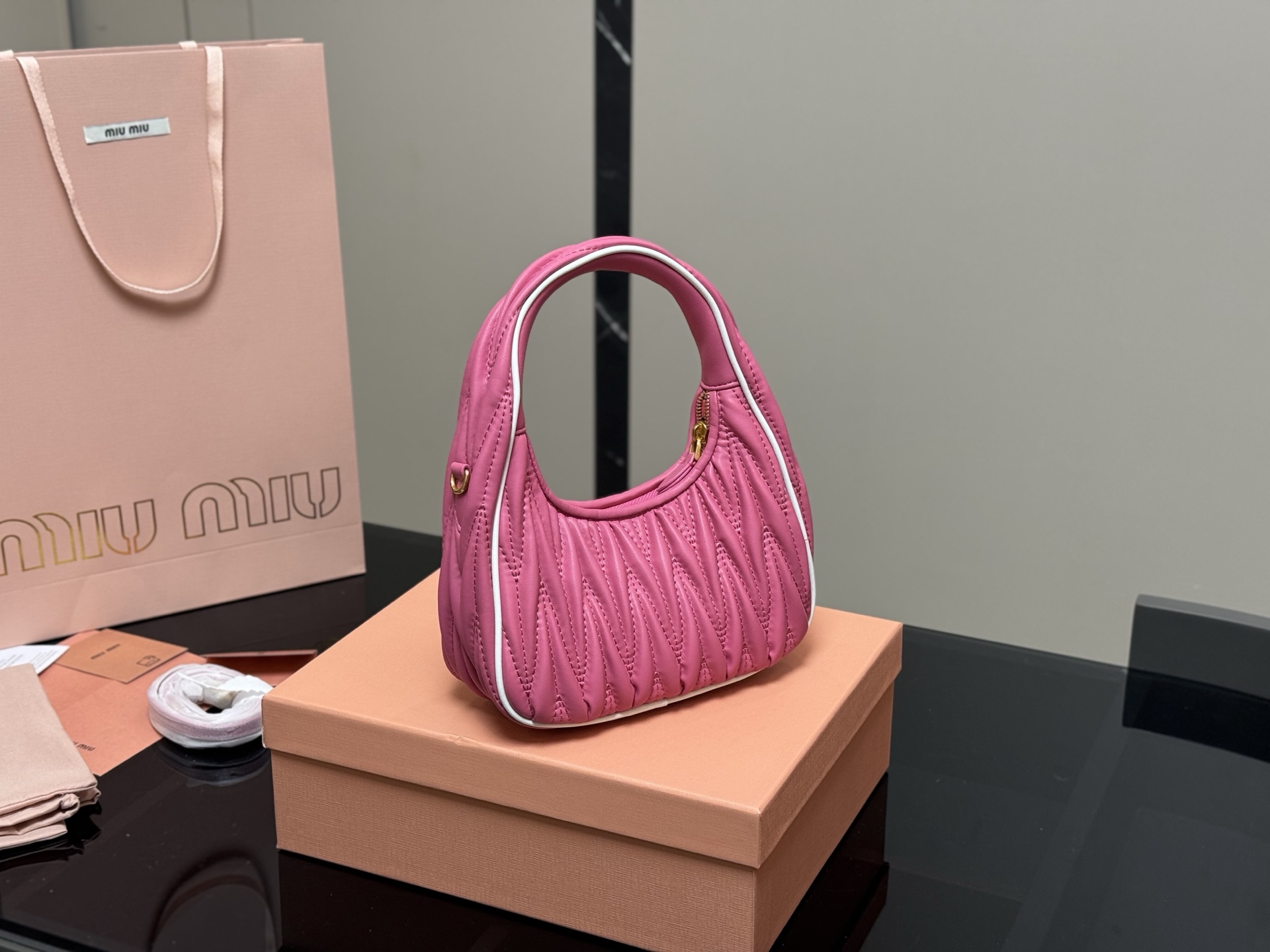 MIUMIU wander bag
