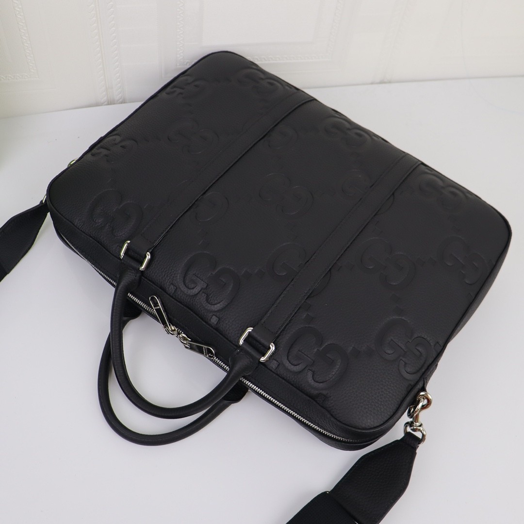 Top version Gucci black shoulder handbag