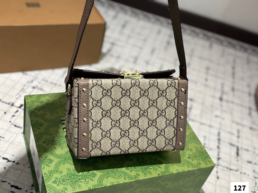 Gucci's new box bag