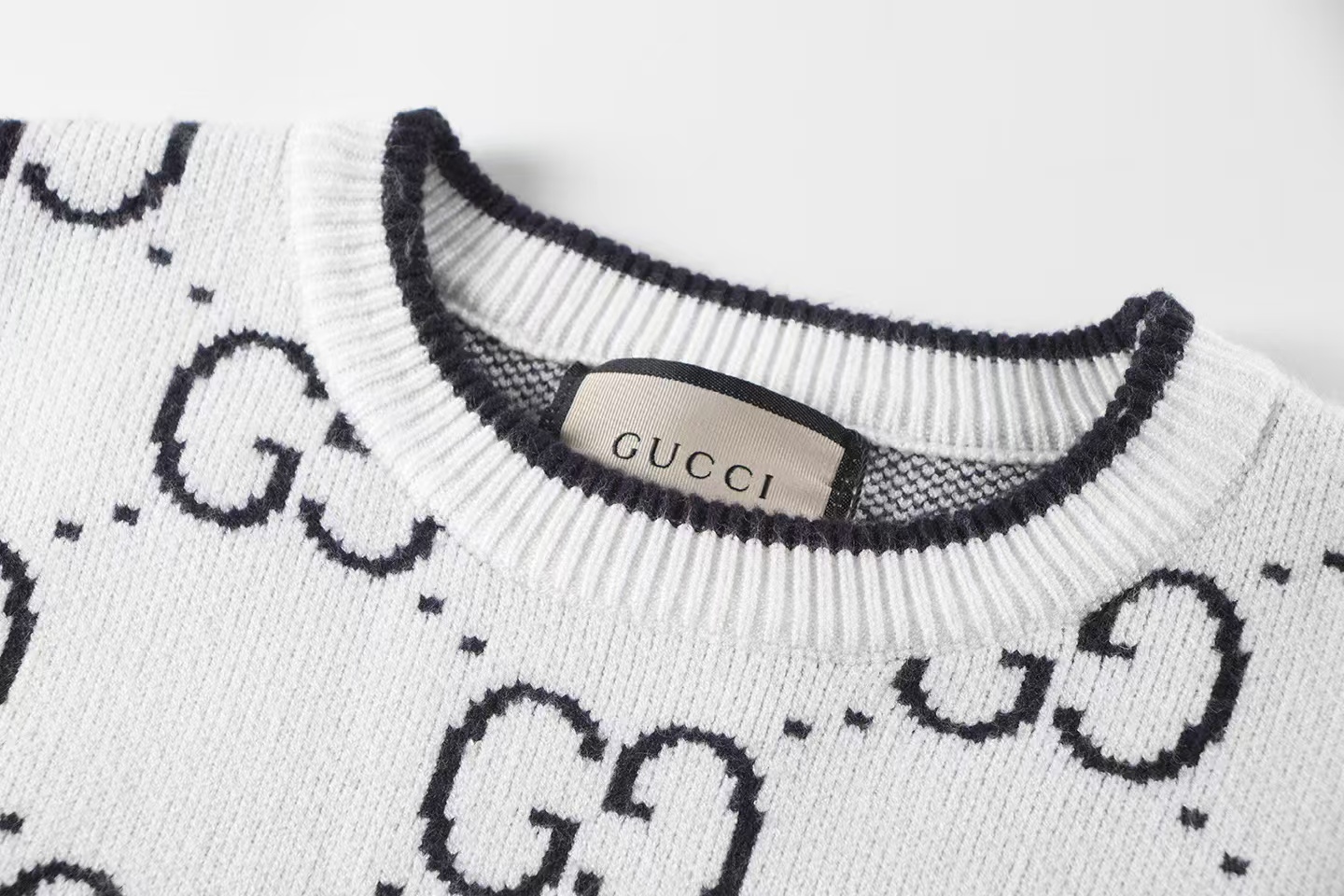 GUCCI new Fall/Winter crewneck sweater unisex