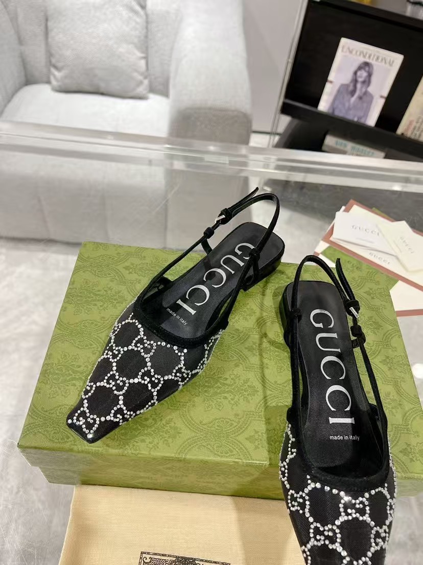 Gucci slippers sandals Stitched diamond mesh sandals