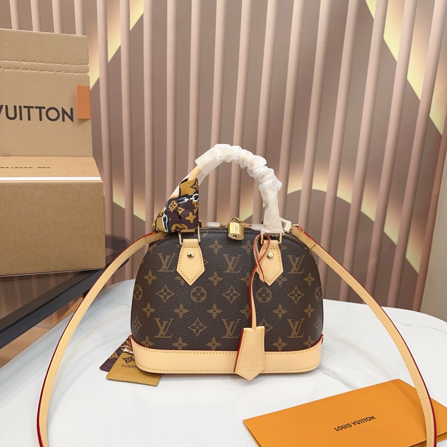 Louis Vuitton LV alma bag shell shoulder retiro bag