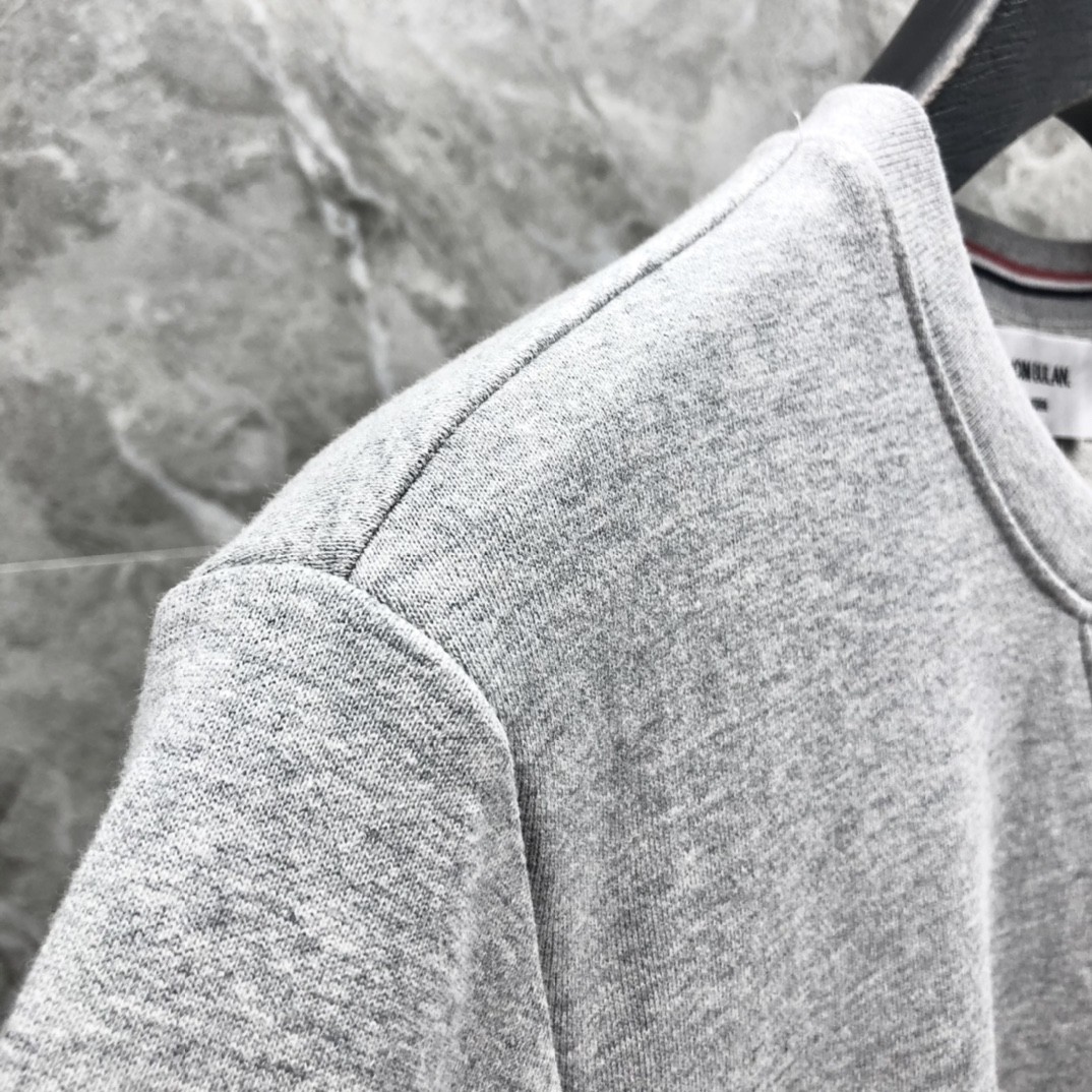 TB crewneck sweatshirt