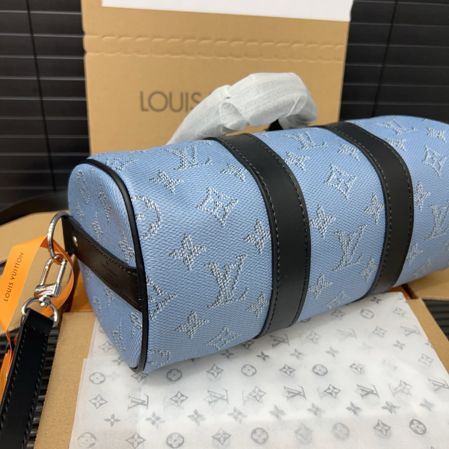 LV KEEPALL 25 crossbody shoulder bag