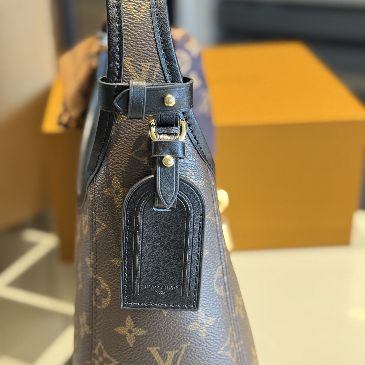 LV The Drop Underarm bag