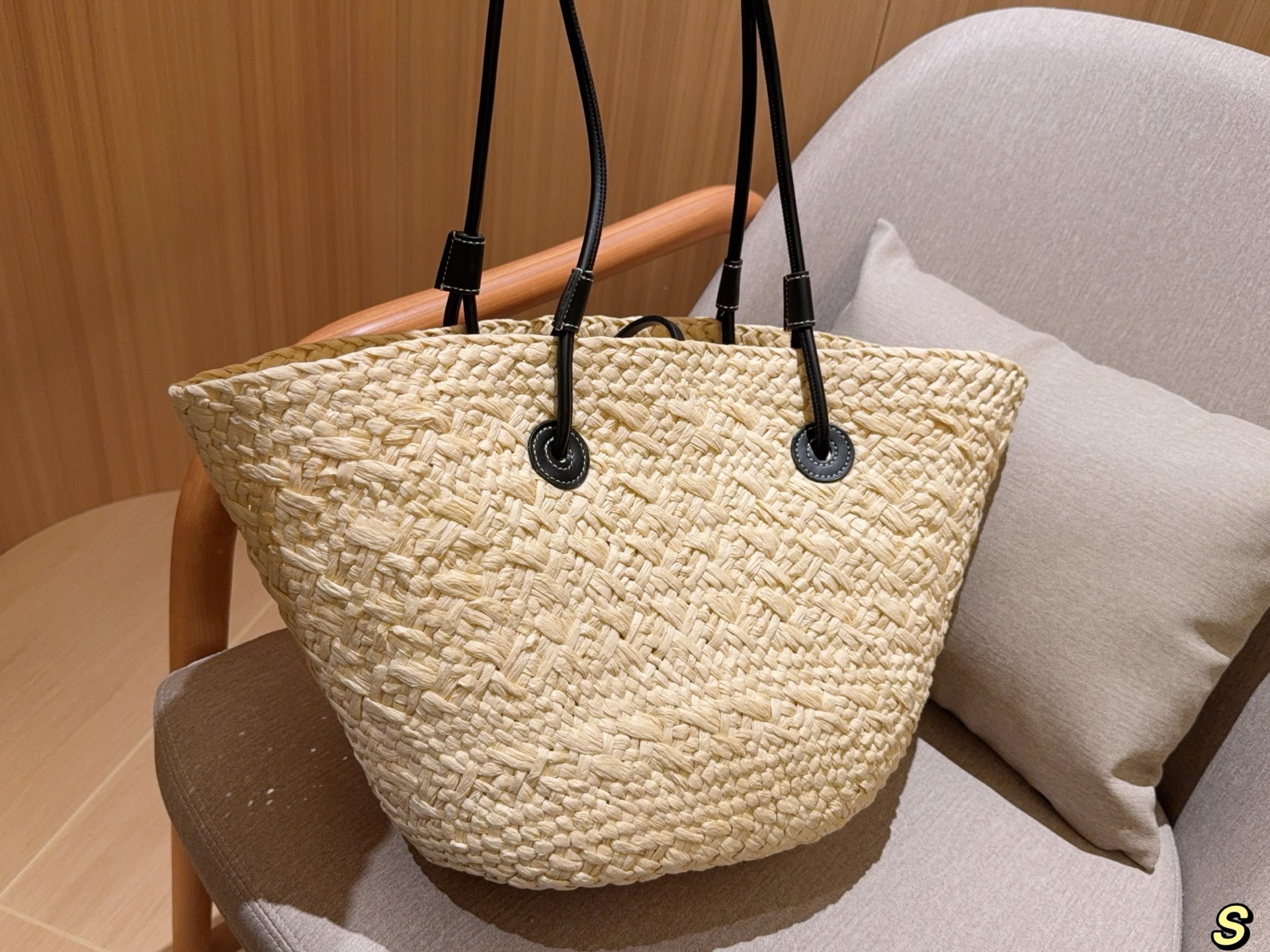 Loewe basket bag Woven cabbage basket