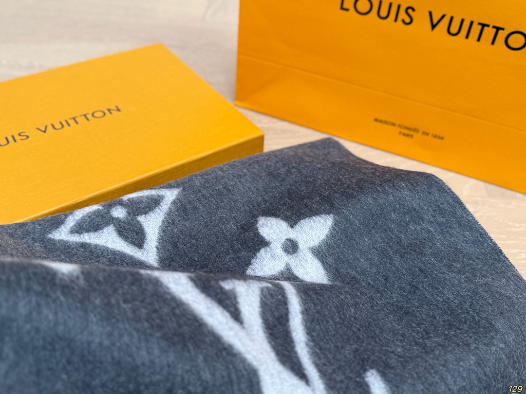 LV new jacquard double-sided scarf